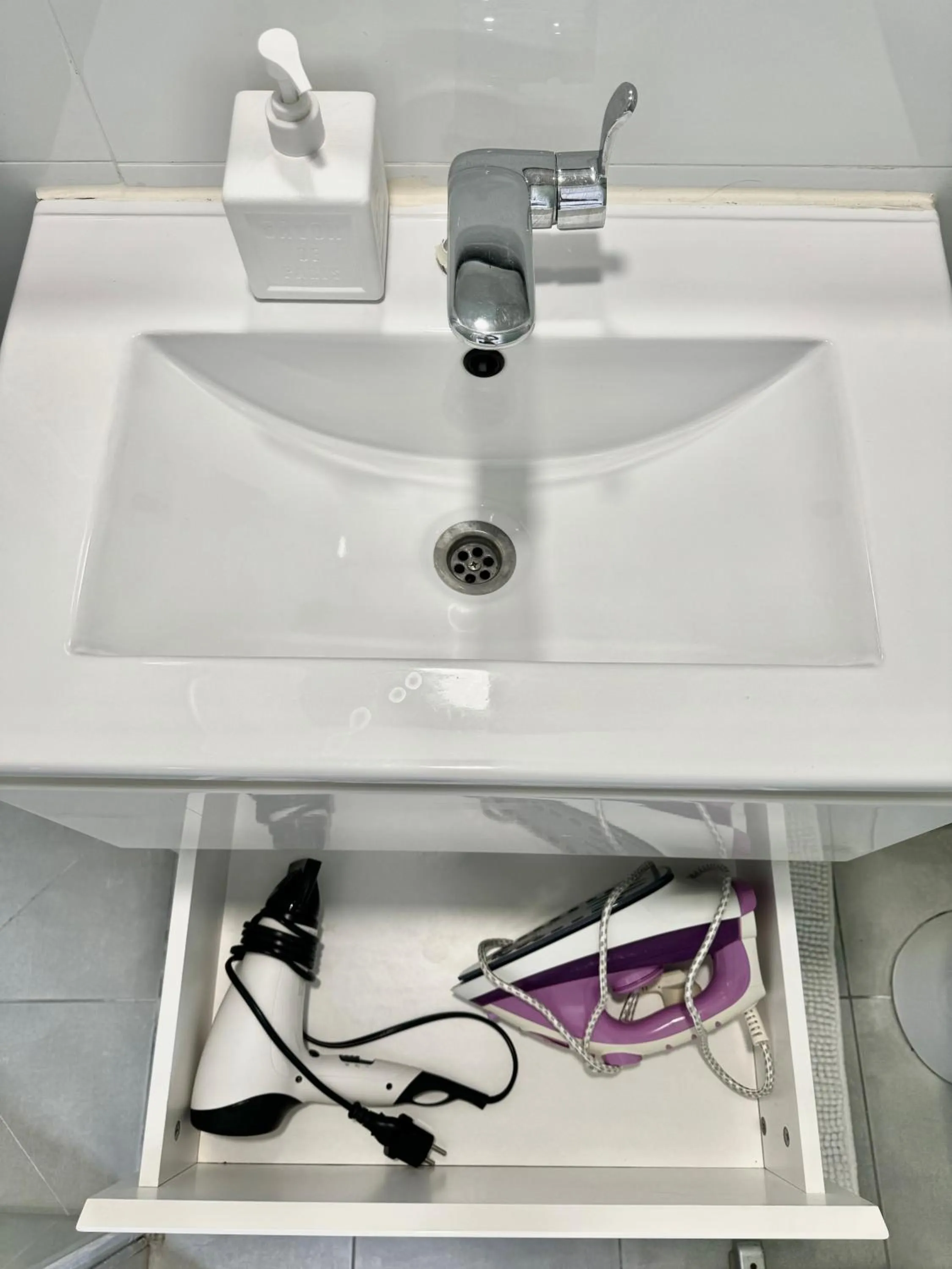 Old Jaffa's Penthouse Boutique Hostel