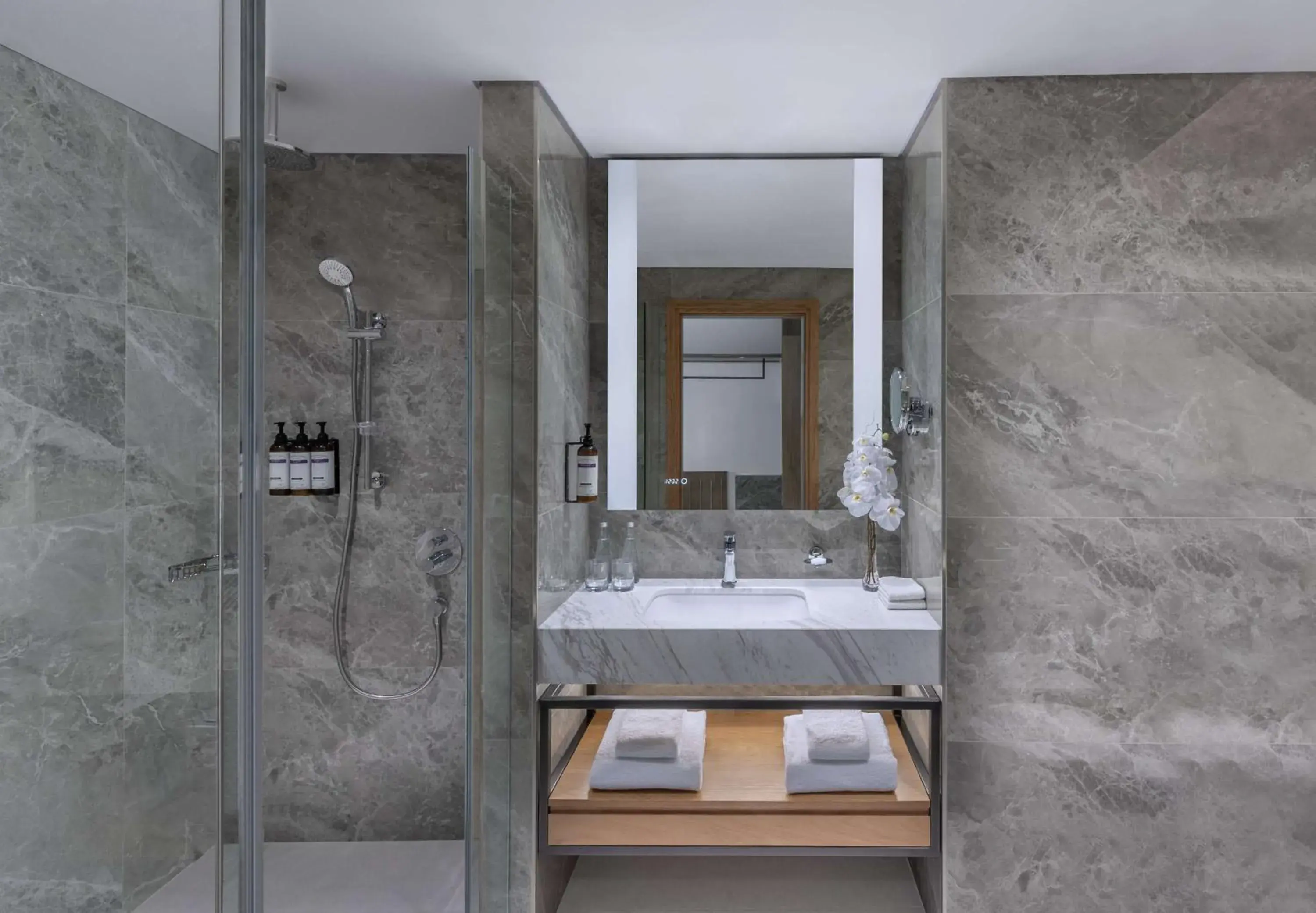 Twin Room with City View in Hyatt Regency Oryx Doha Twin Room with City View in Hyatt Regency Oryx Doha