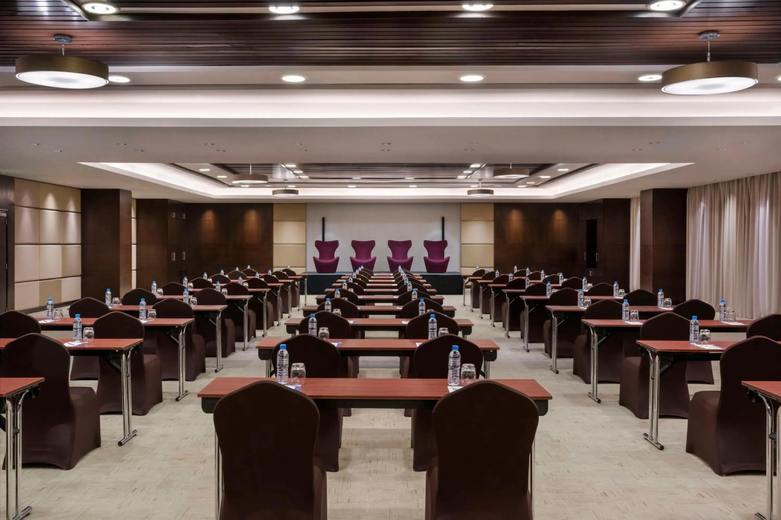 Meeting/conference room in Hyatt Regency Oryx Doha