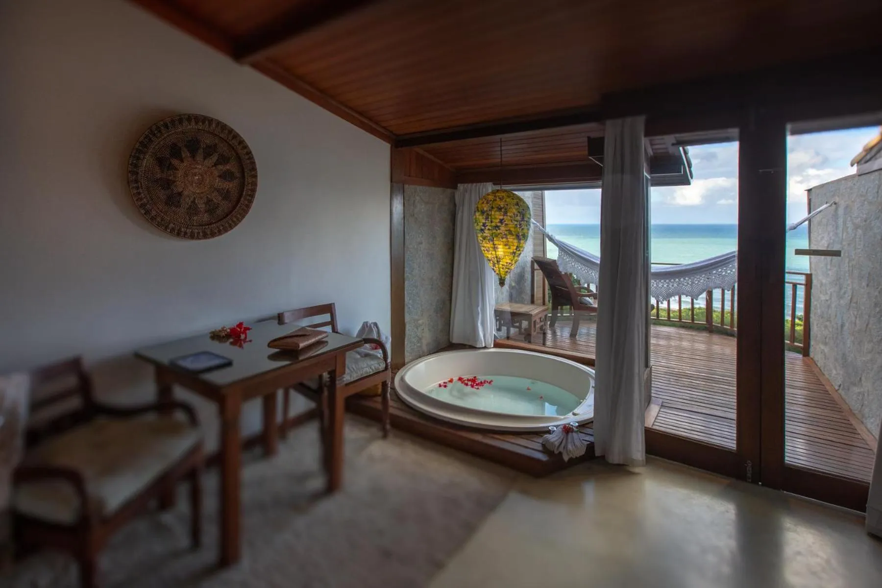 Hot Tub in Hotel Sombra e Água Fresca