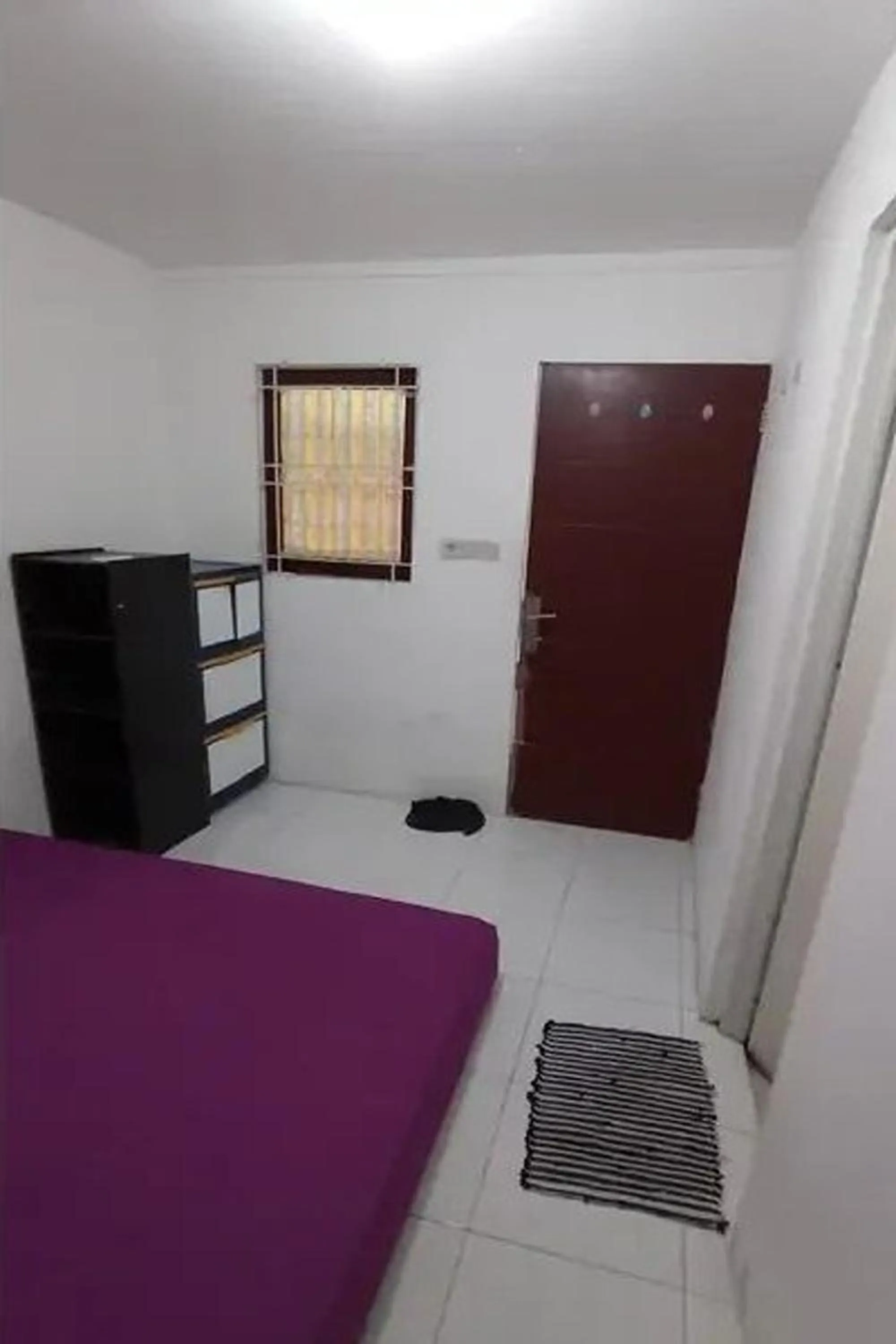Bedroom, Bed in Kost 48 Surabaya