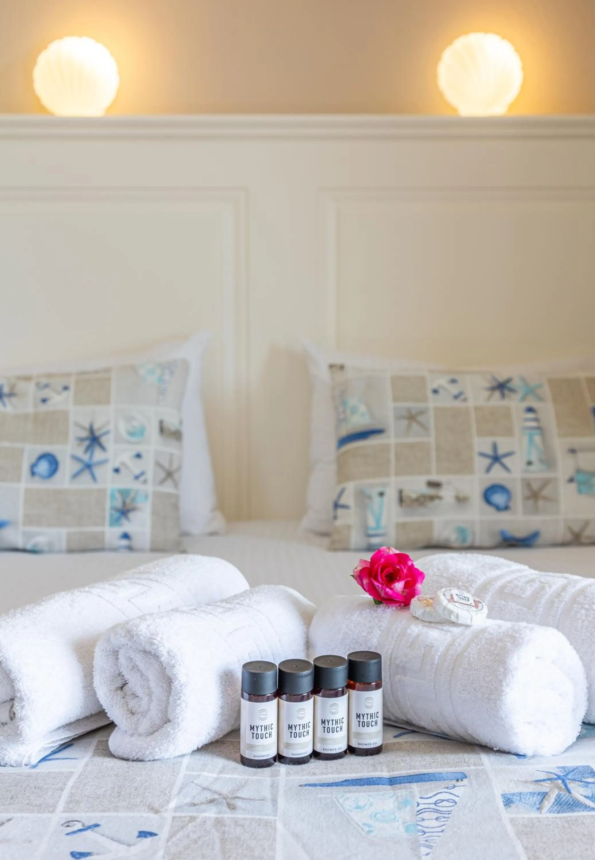 Bed in Mythos Suites Diskos