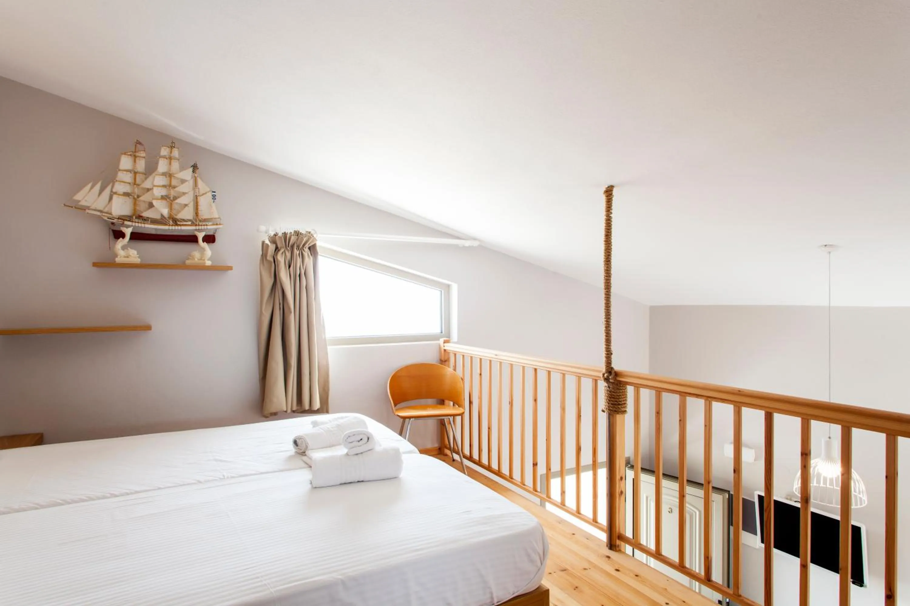 Bed in Mythos Suites Diskos