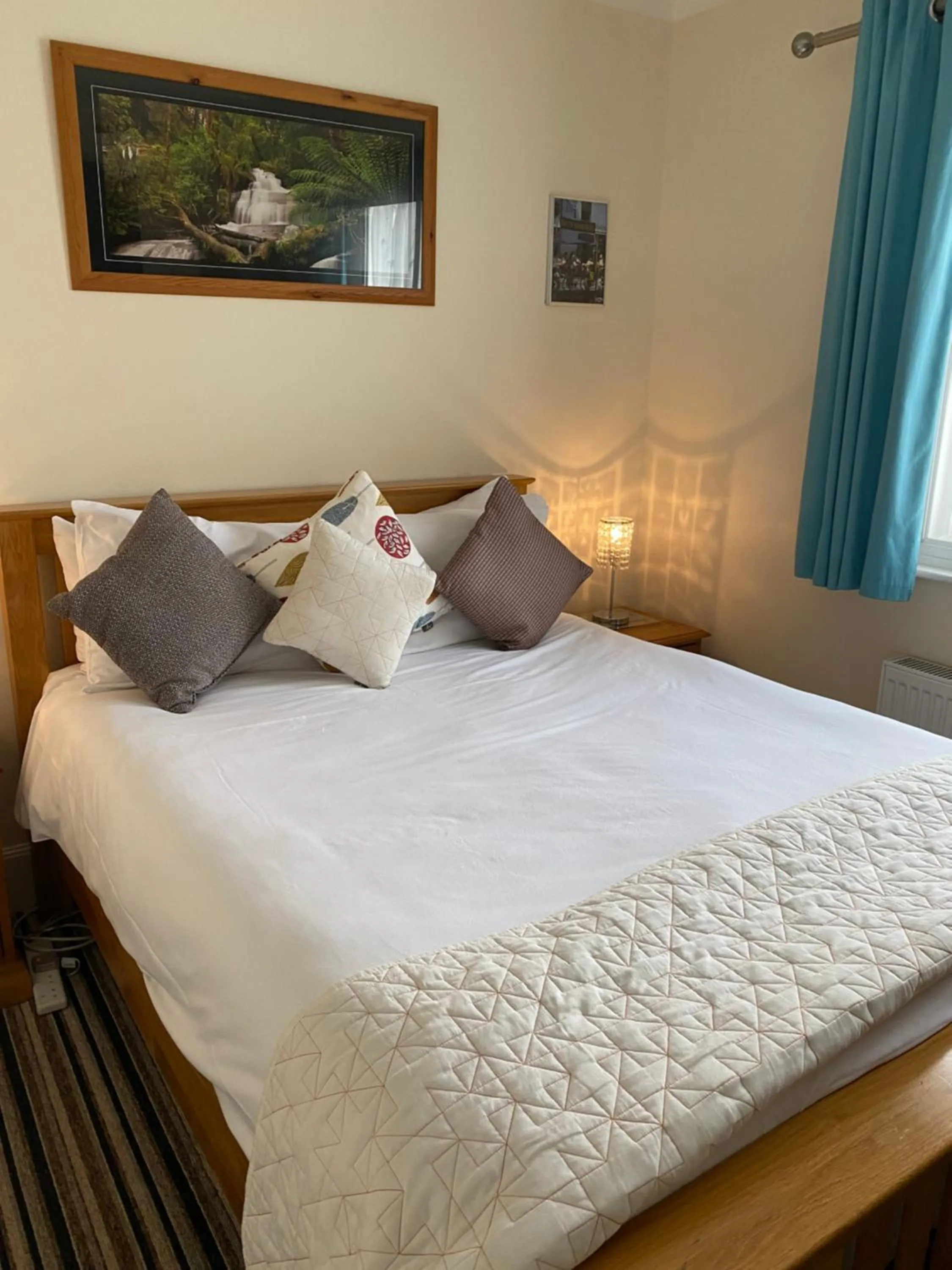 Four Seasons Guest House