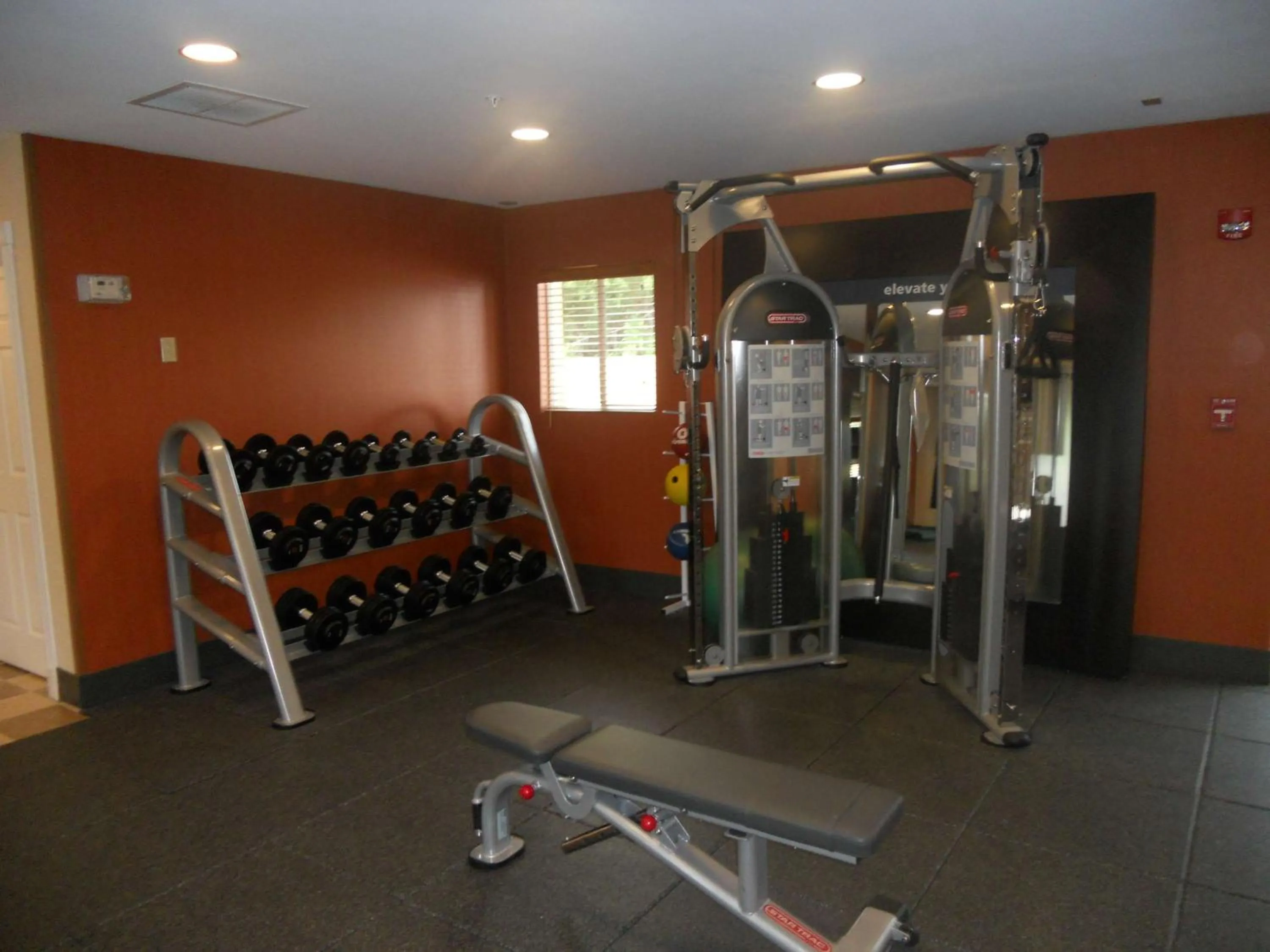 Fitness centre/facilities in Hampton Inn Key Largo
