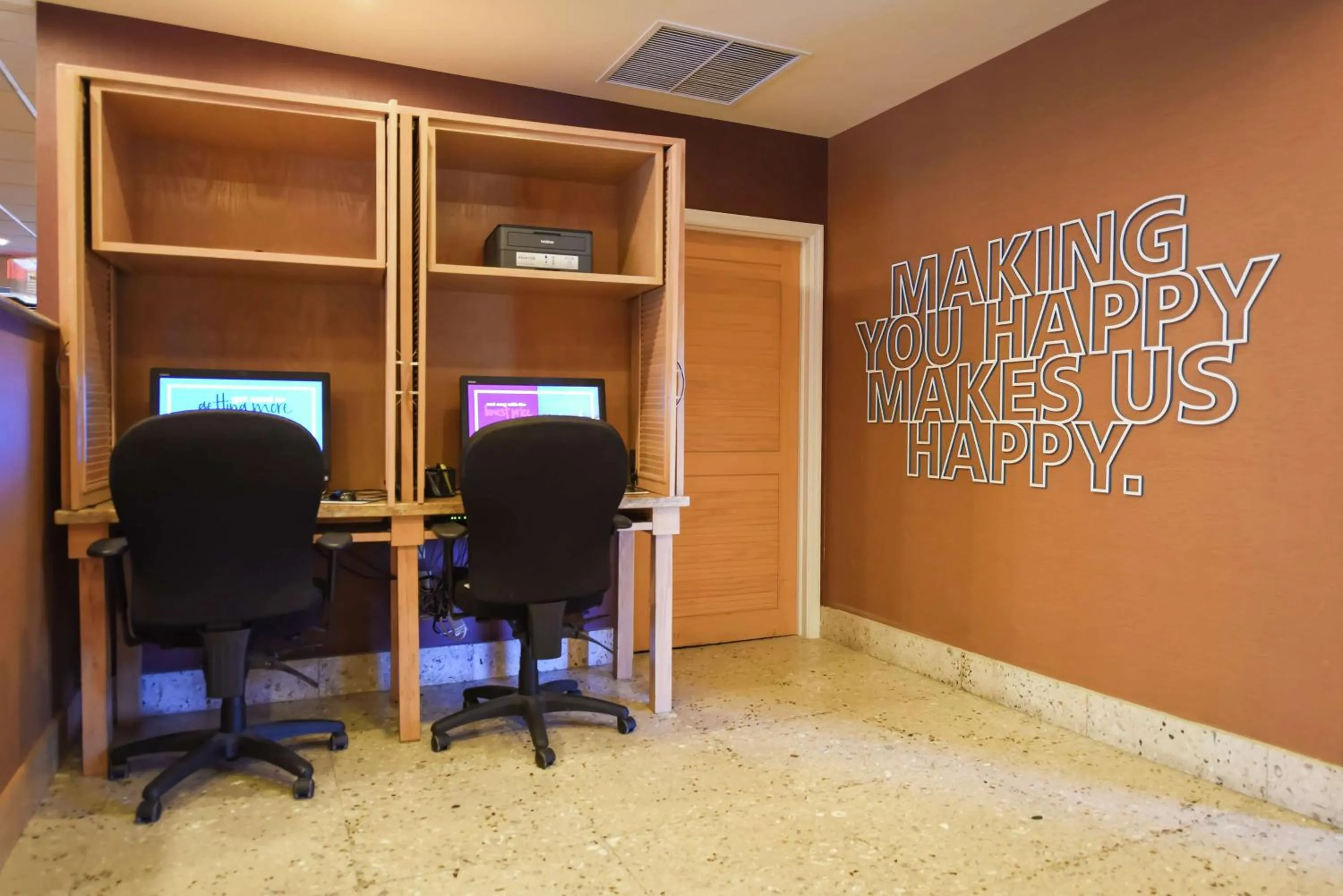 Business facilities in Hampton Inn Key Largo