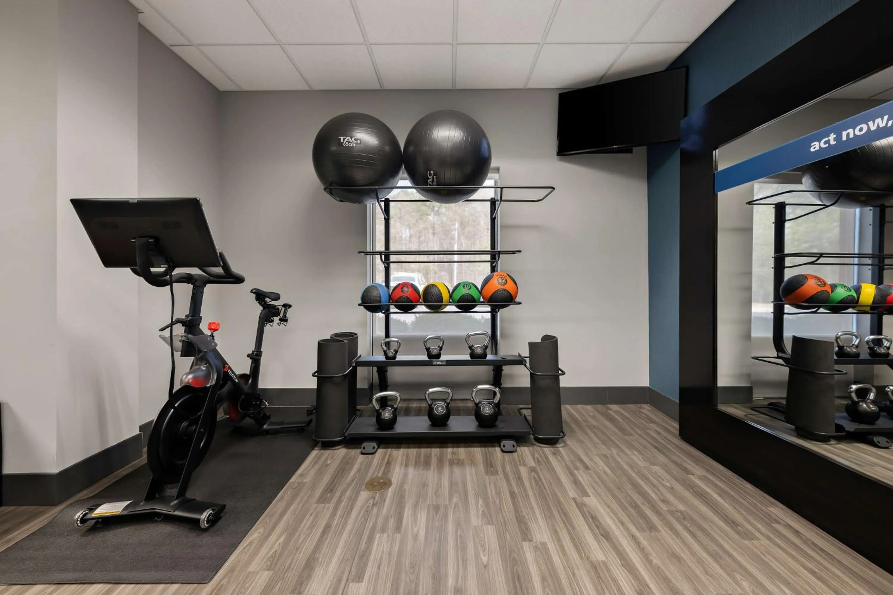 Fitness centre/facilities in Hampton Inn Birmingham/Leeds