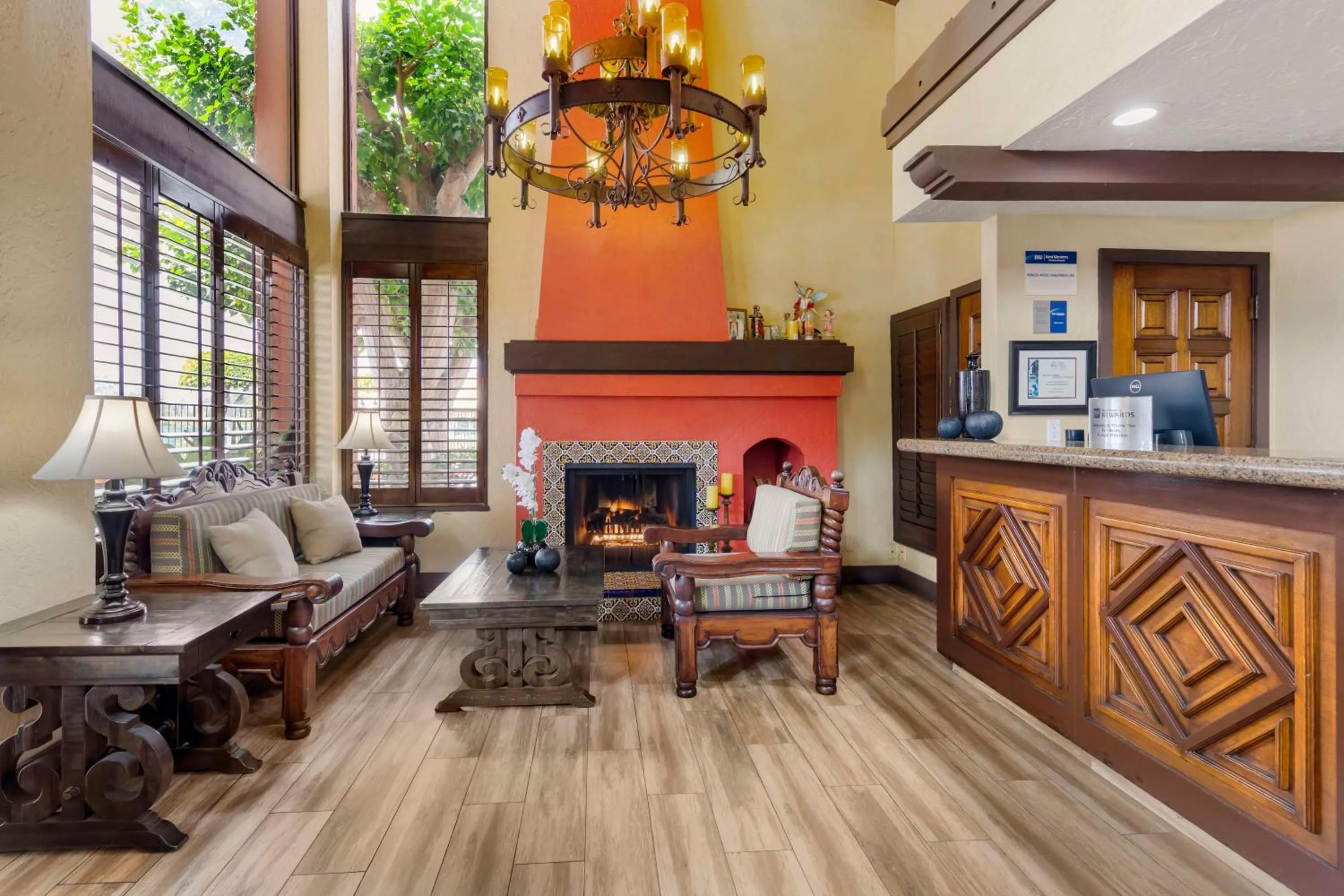 Lobby or reception in Best Western Americana Inn