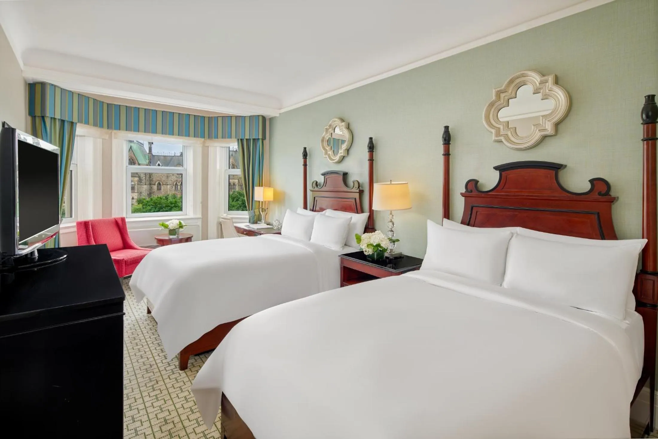 Bedroom, Bed in Fairmont Chateau Laurier