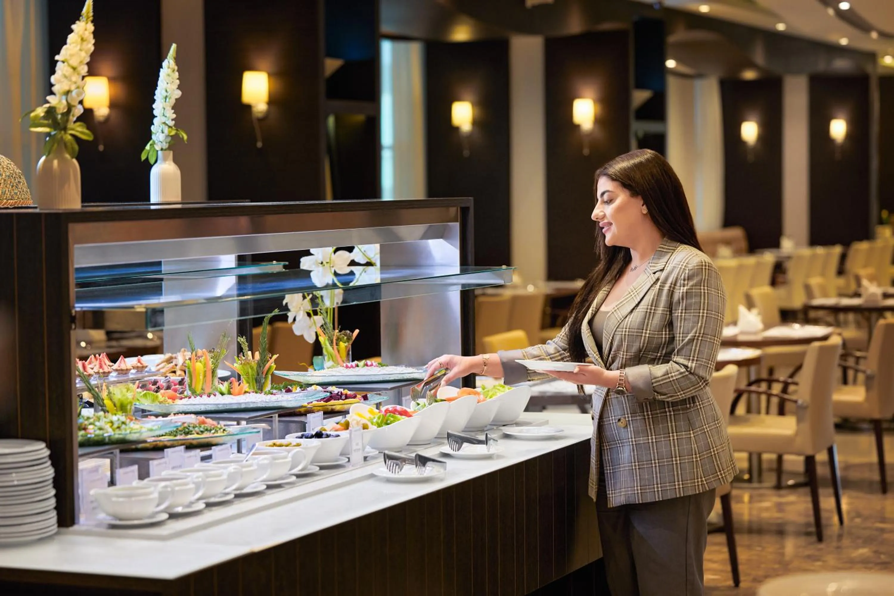 Restaurant/places to eat in Golden Tulip Doha Hotel