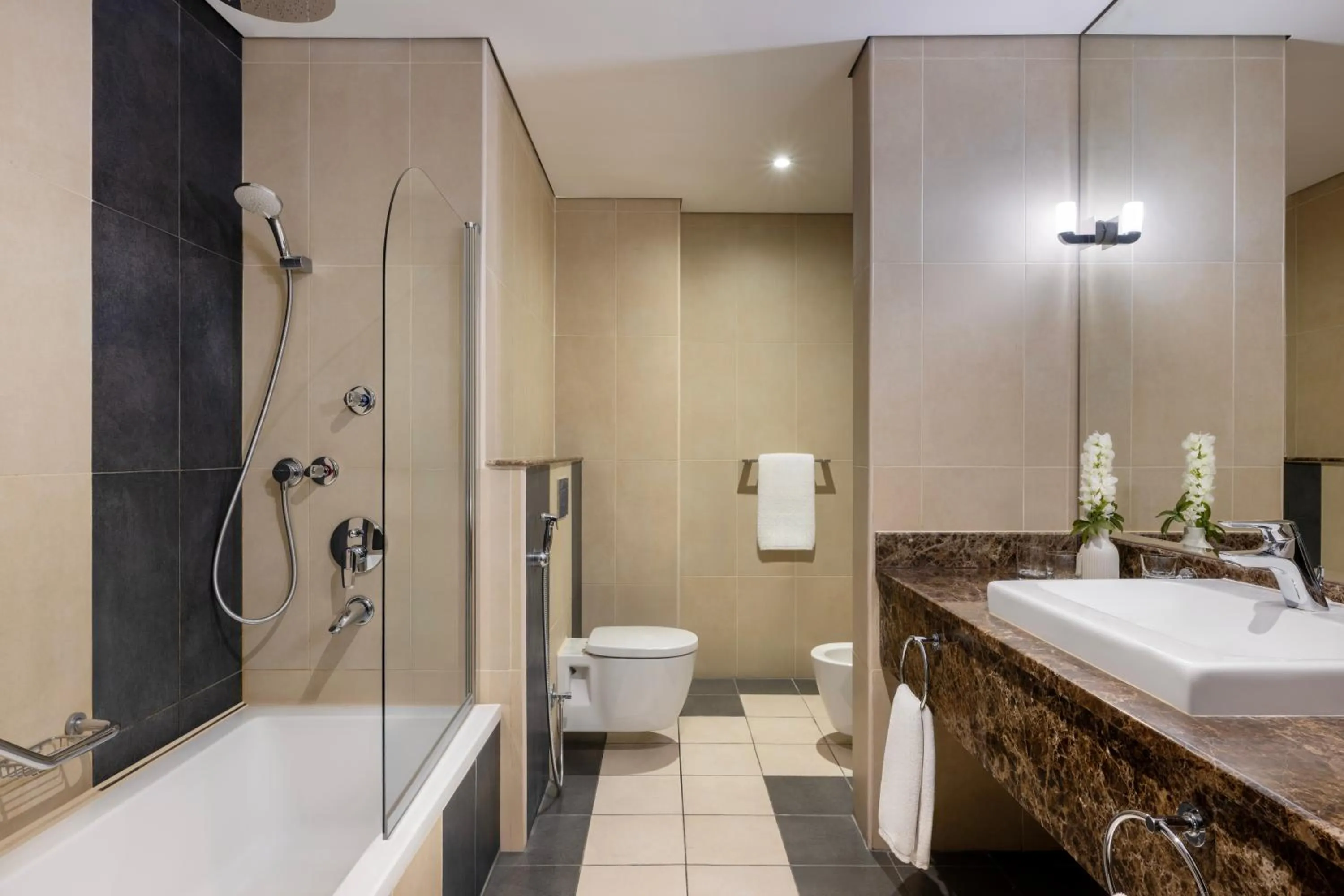 Shower in Golden Tulip Doha Hotel