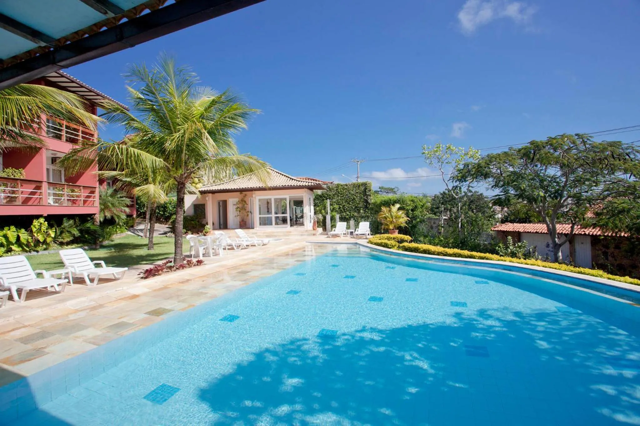 Swimming pool in Bon Bini Pousada