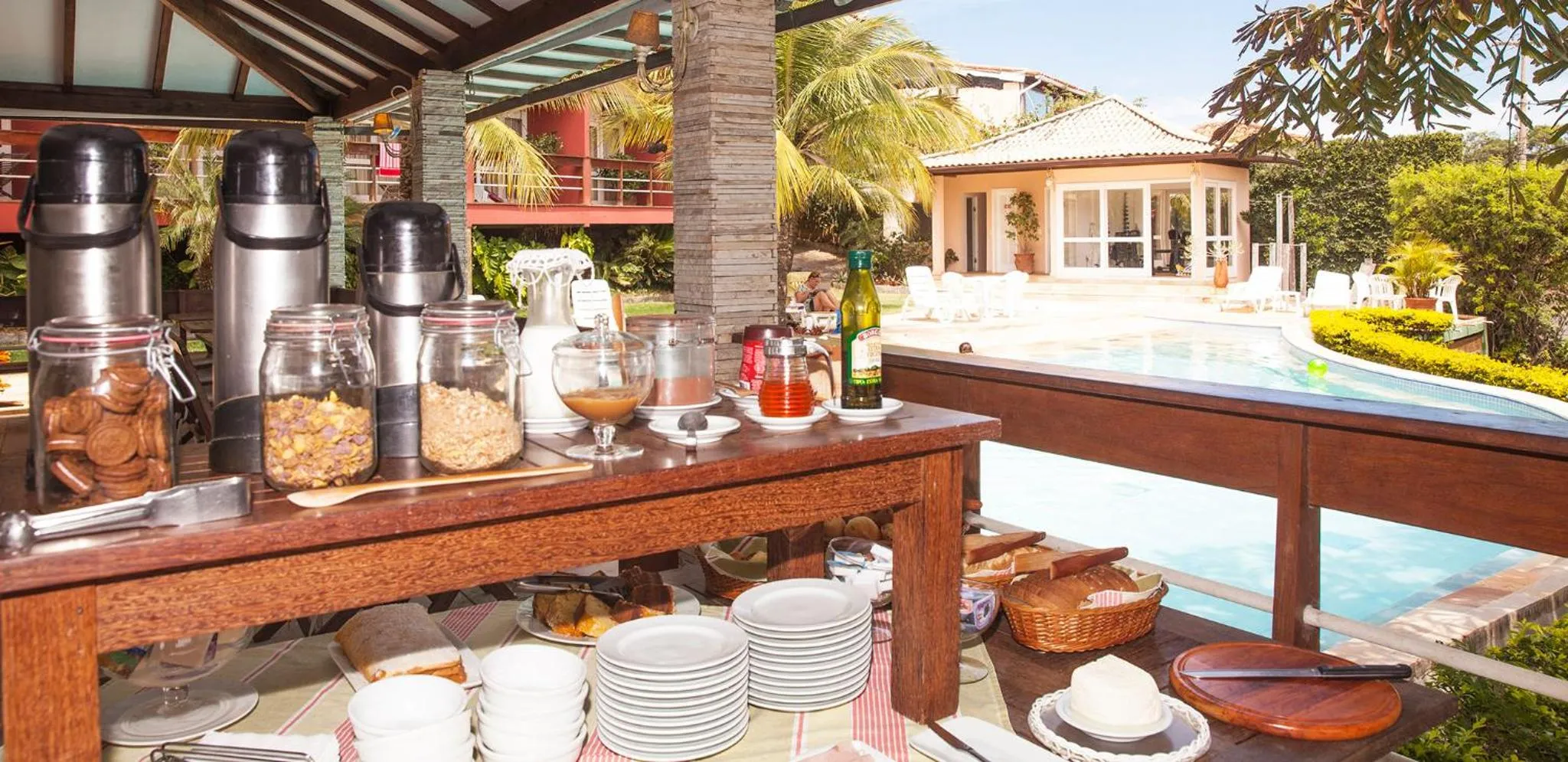 Food and drinks in Bon Bini Pousada