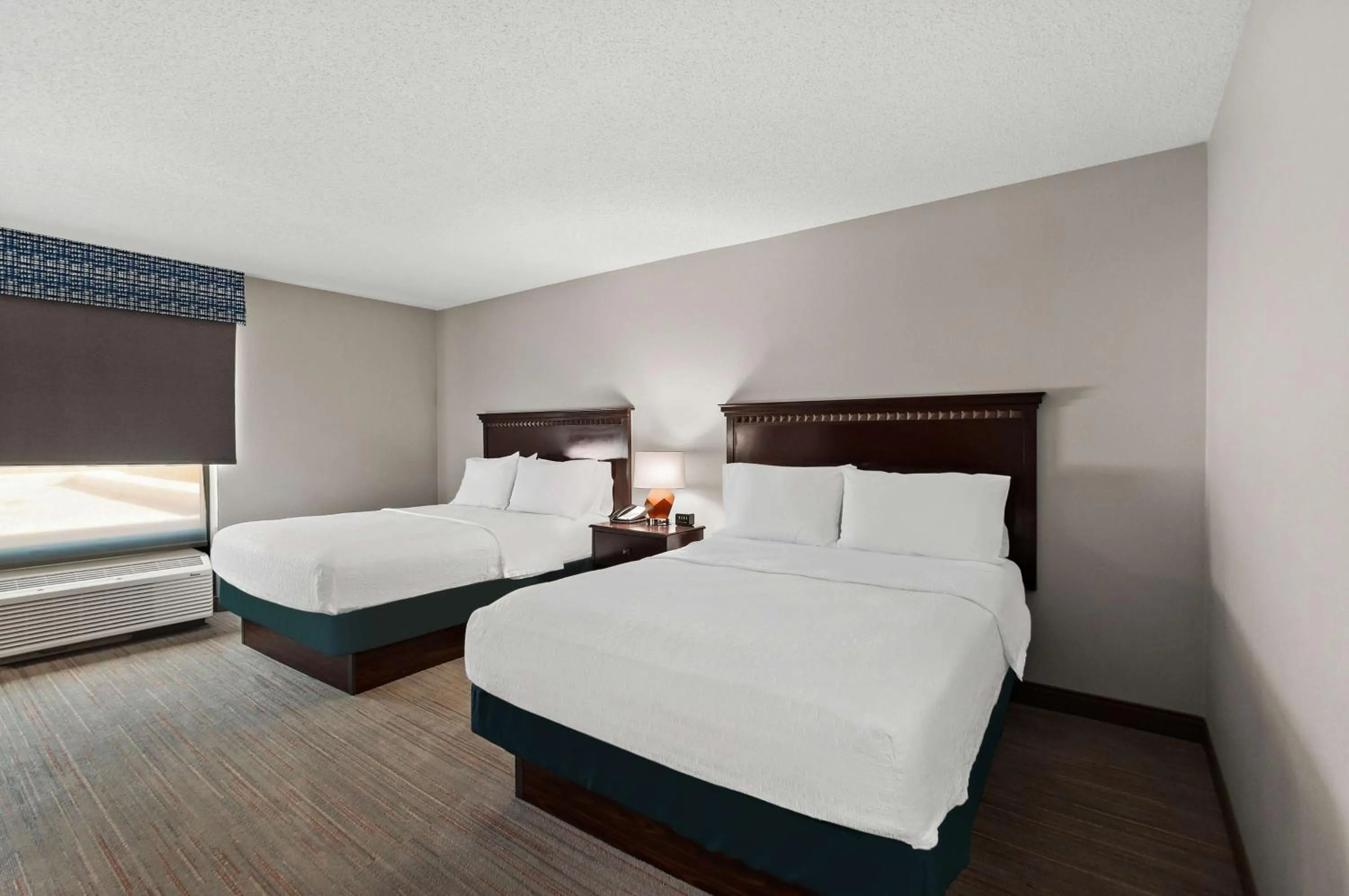 Bedroom, Bed in Hampton Inn & Suites Fort Belvoir Alexandria South