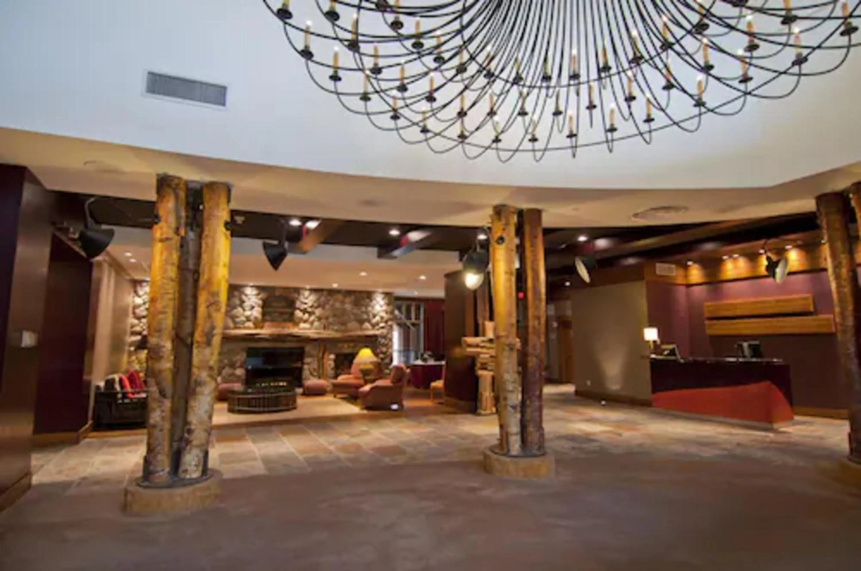 Lobby or reception in Evolution Whistler