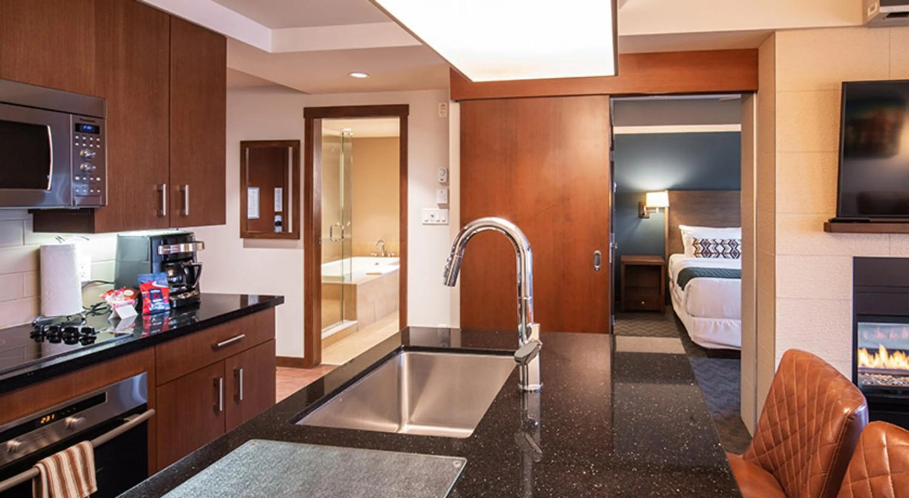 Kitchen or kitchenette in Evolution Whistler