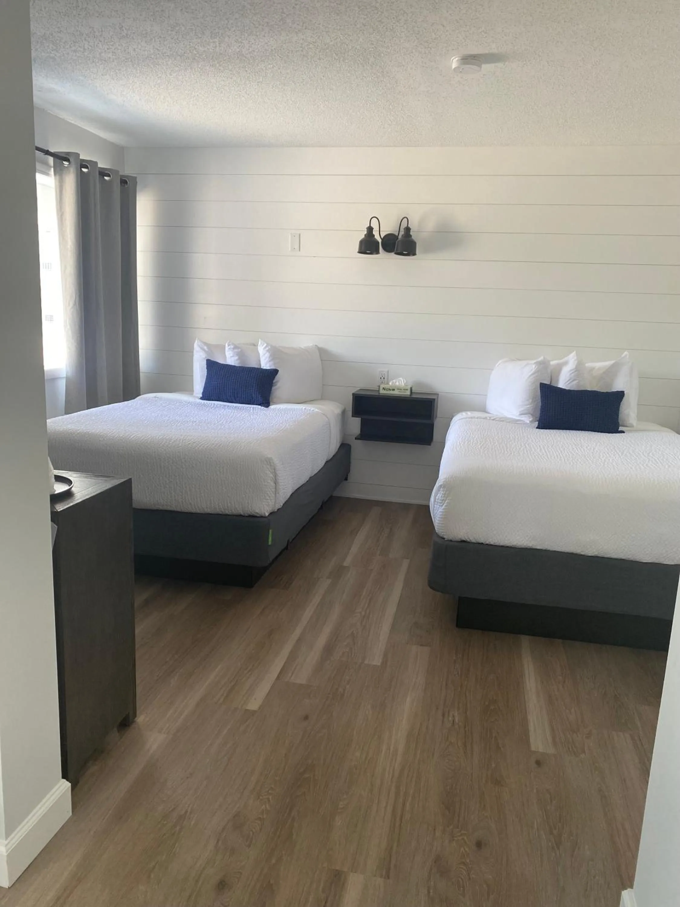Bedroom in The ShoreHouse