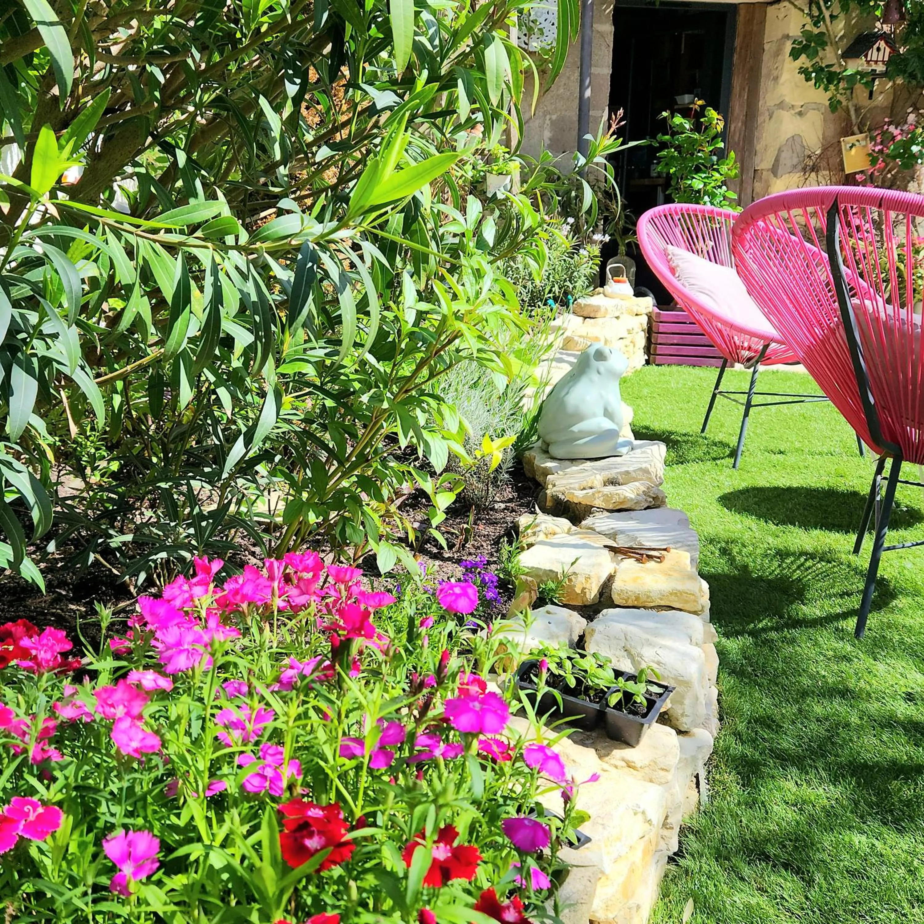 Patio in Le clos Pascaline