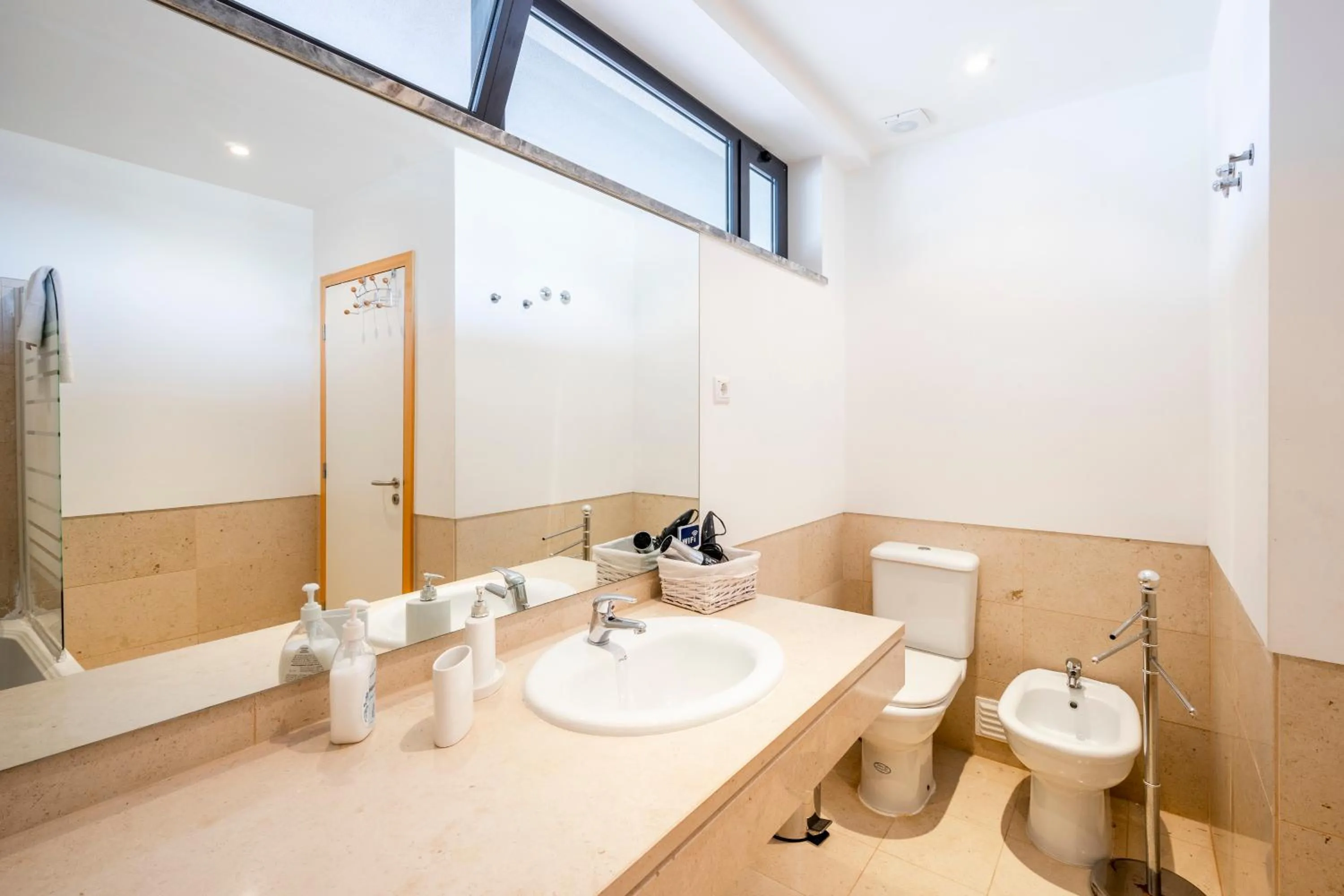 Shower in Golf Residence Apartment