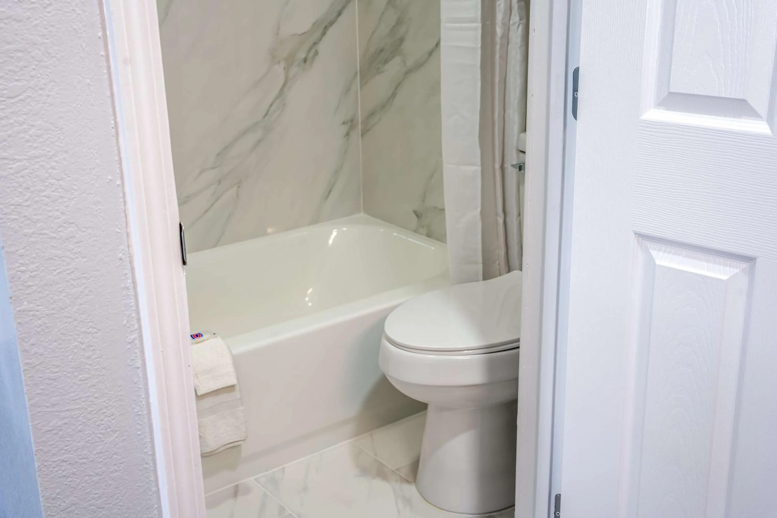 Bathroom in Studio 6 Claremore OK