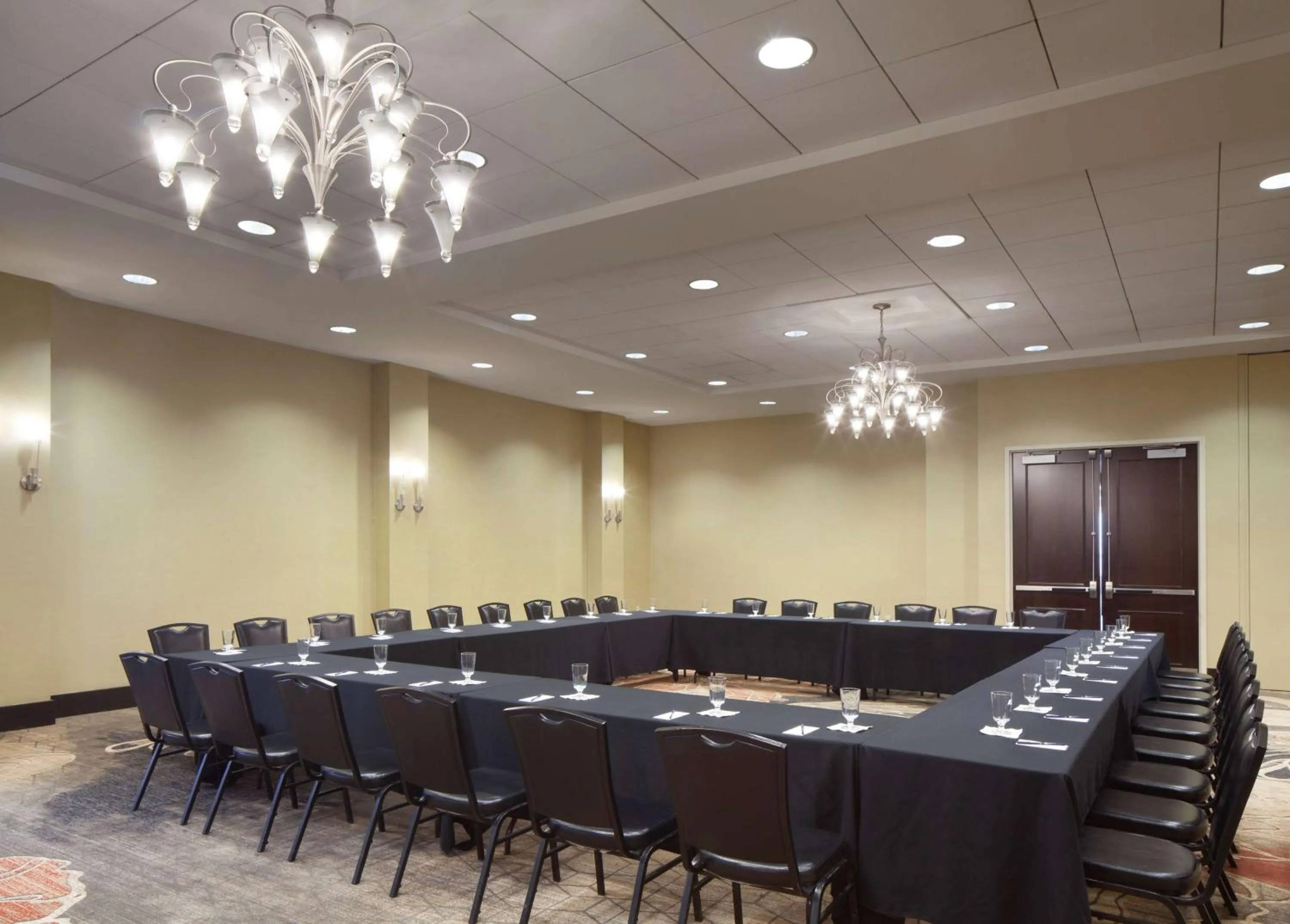Meeting/conference room in DoubleTree by Hilton El Paso Downtown