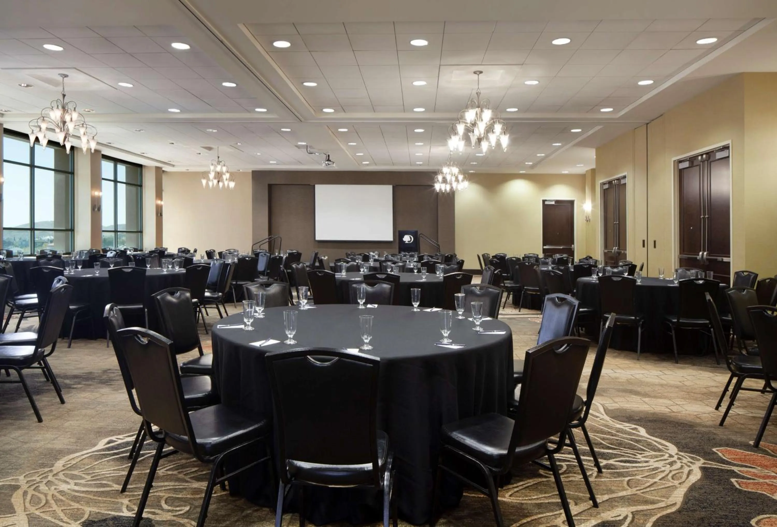 Meeting/conference room in DoubleTree by Hilton El Paso Downtown
