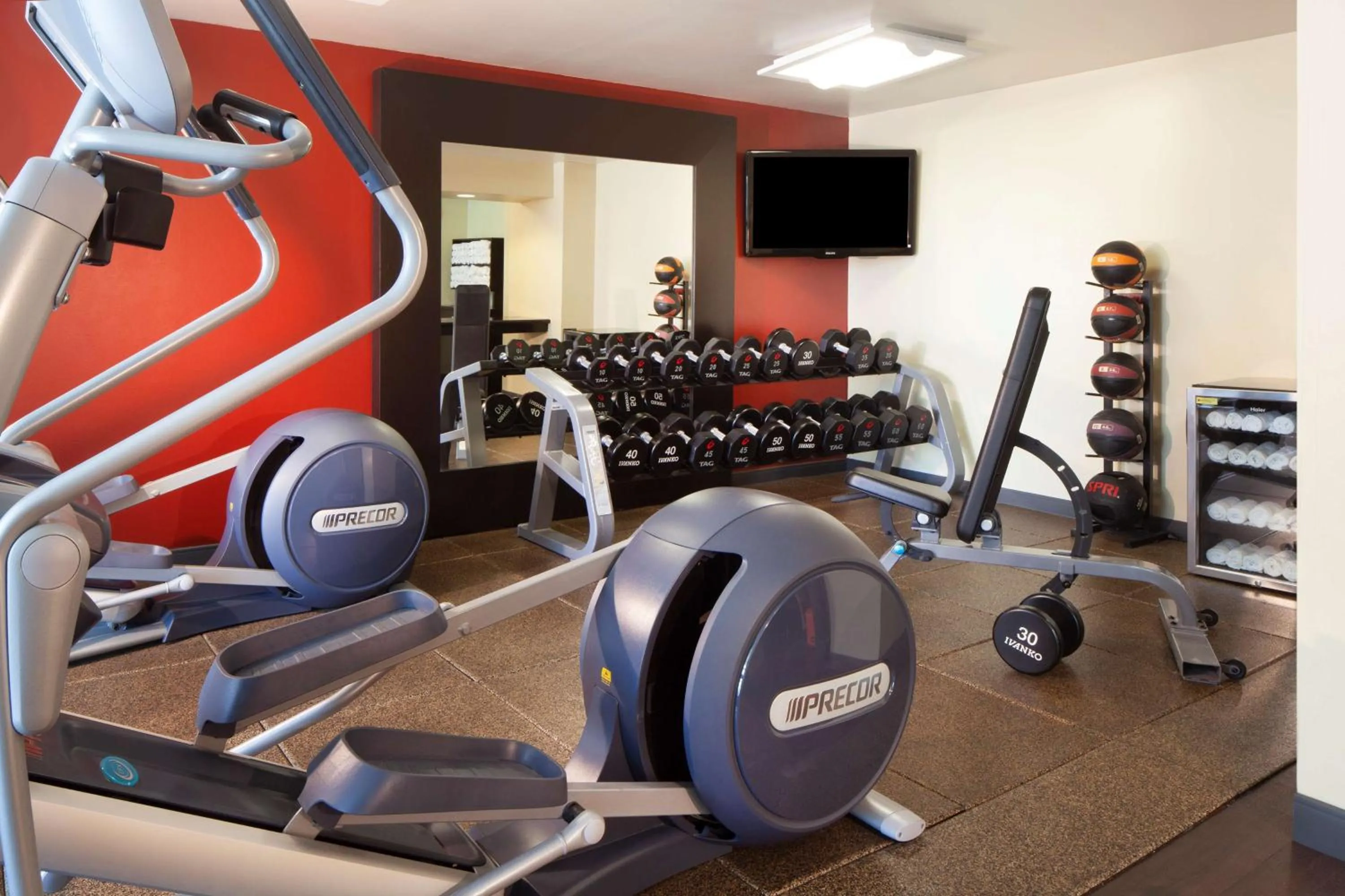 Fitness centre/facilities in DoubleTree by Hilton El Paso Downtown