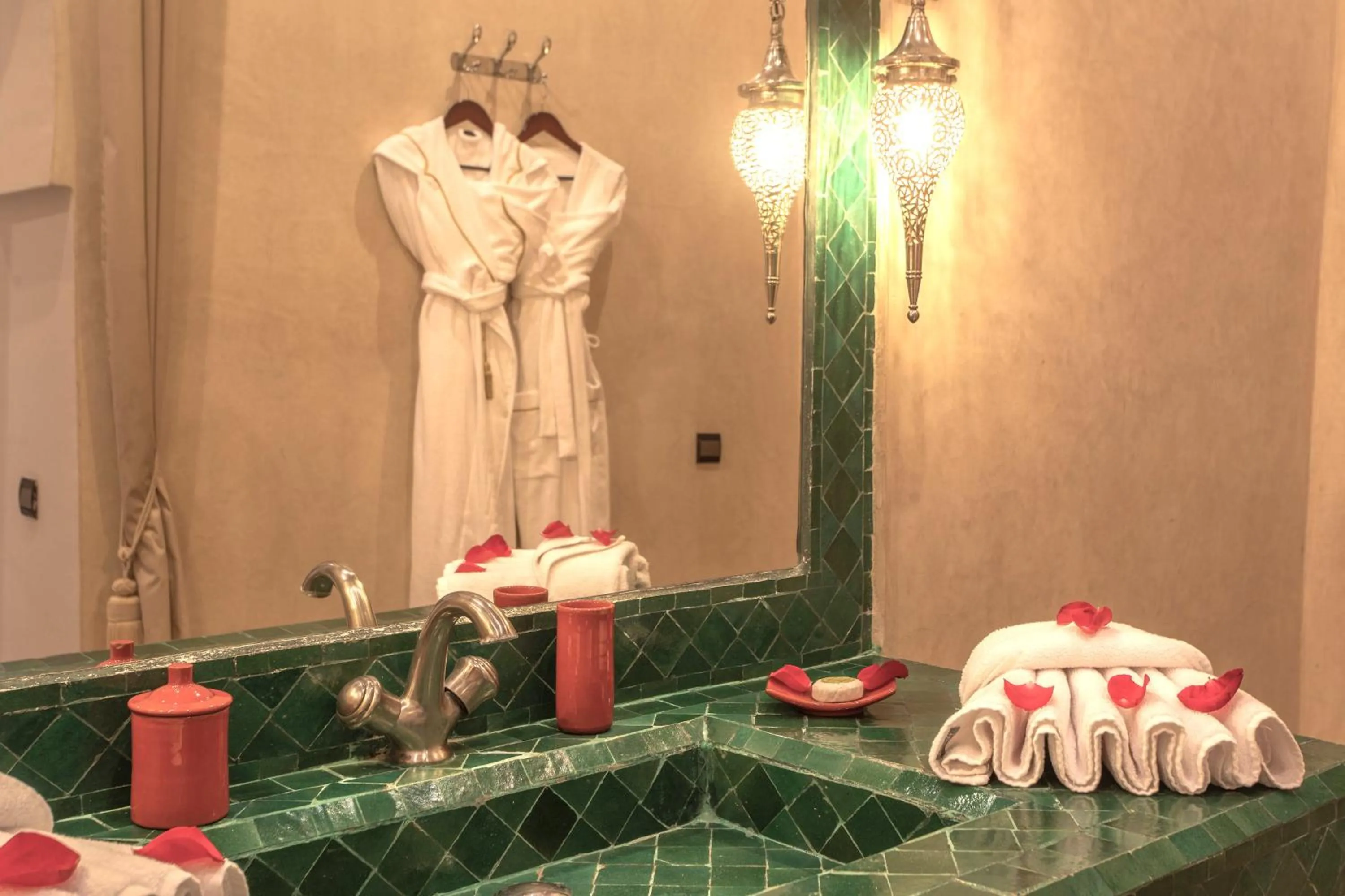 Bathroom in Le Medina Privilège Riad & Spa