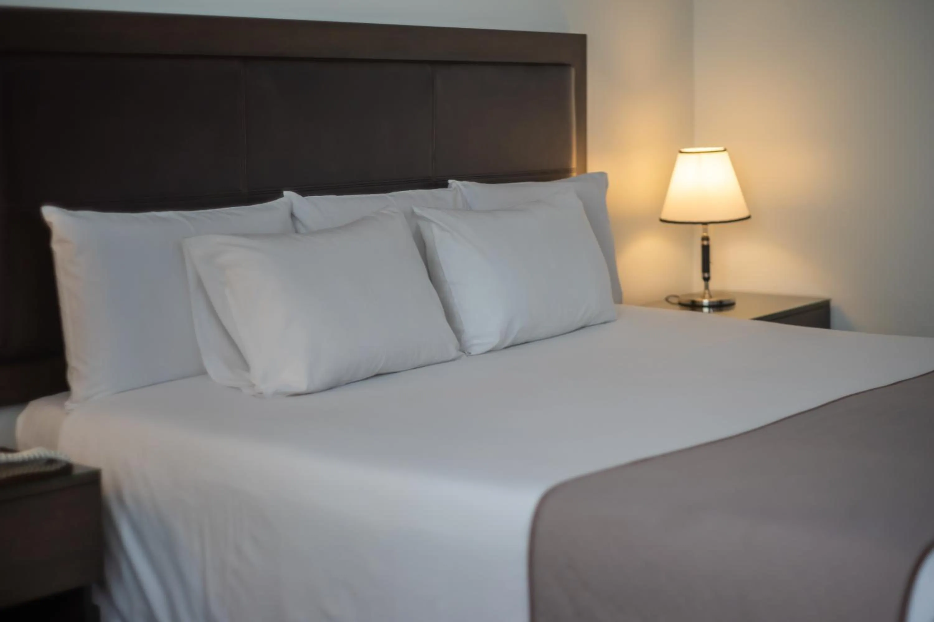 Bed in Hotel Calacoto