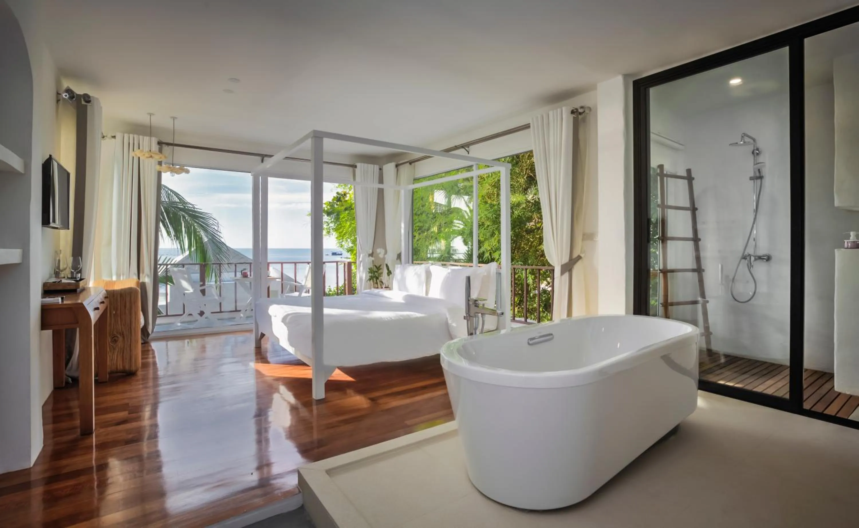 Bathroom in Villa Nalinnadda Petite Hotel & Spa, Adults Only - SHA Extra Plus