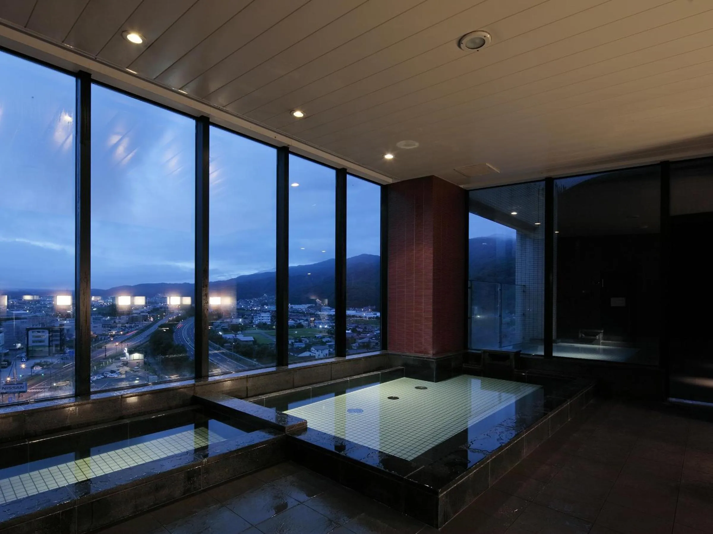 Public Bath in Candeo Hotels Chino