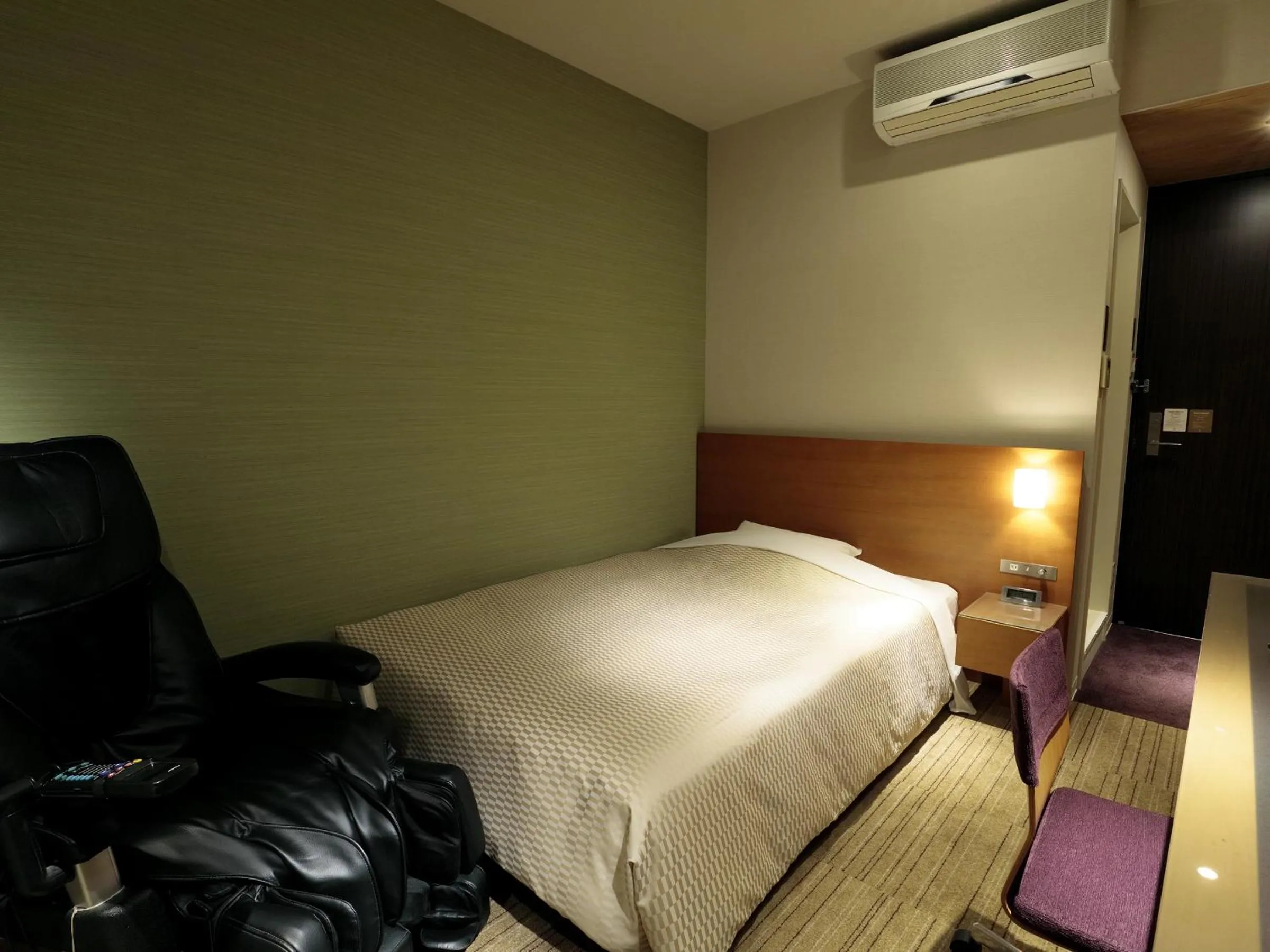 Bed in Candeo Hotels Chino