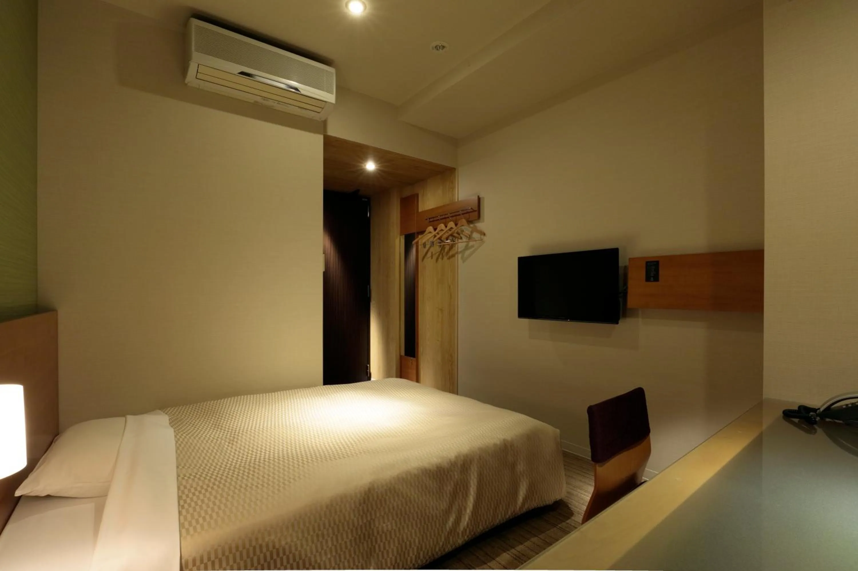 Bed in Candeo Hotels Chino