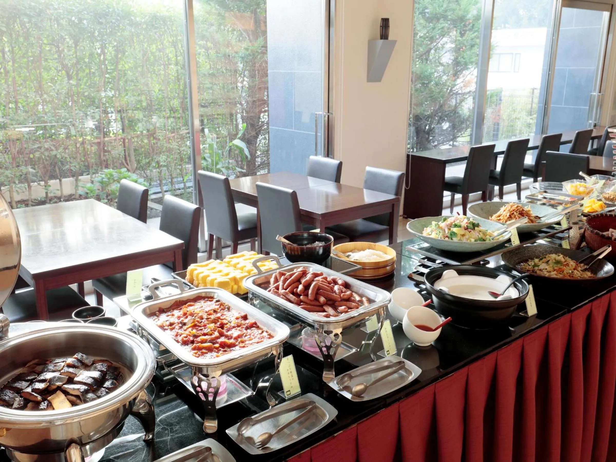 Buffet breakfast in Candeo Hotels Kikuyo Kumamoto Airport