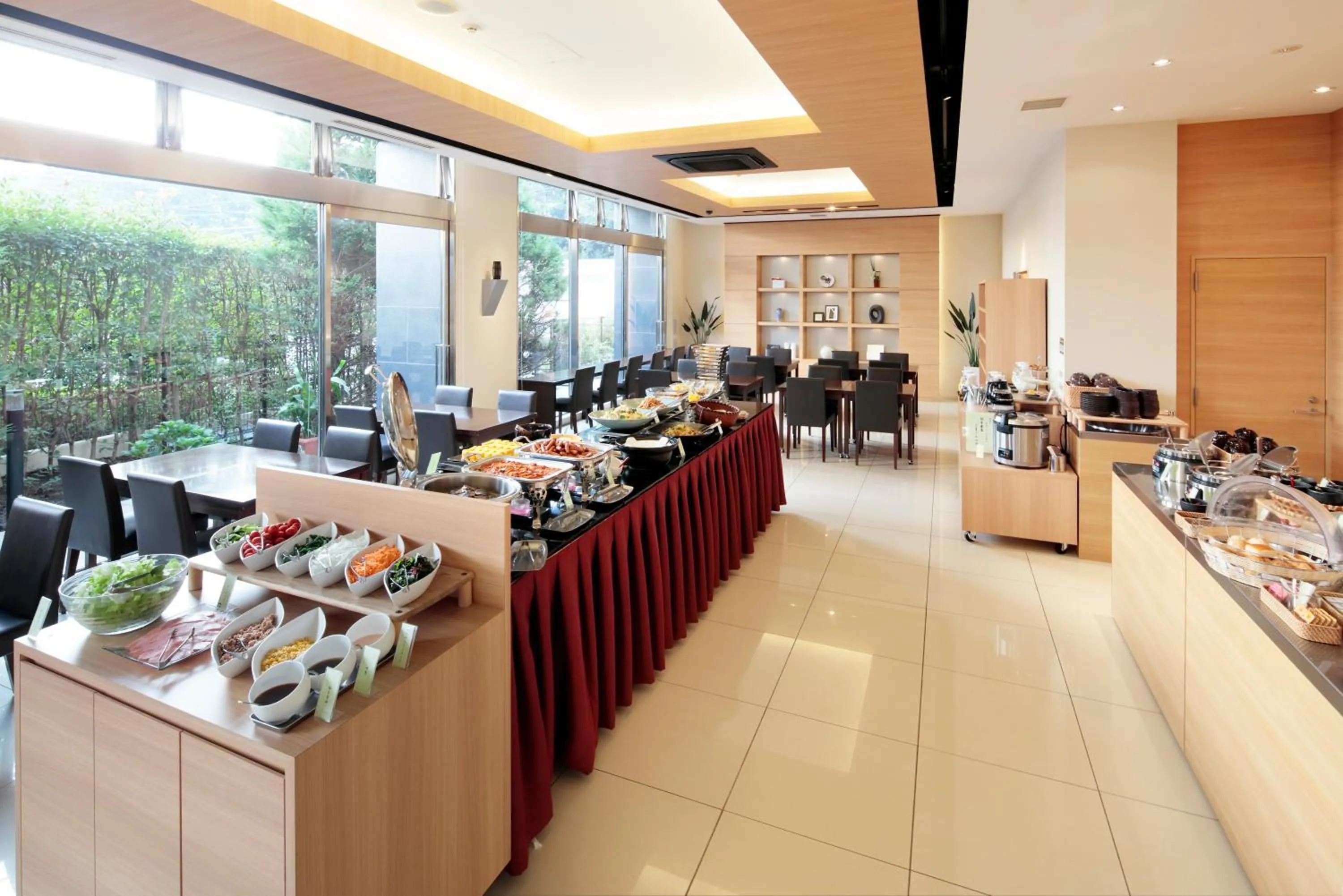 Restaurant/places to eat in Candeo Hotels Kikuyo Kumamoto Airport