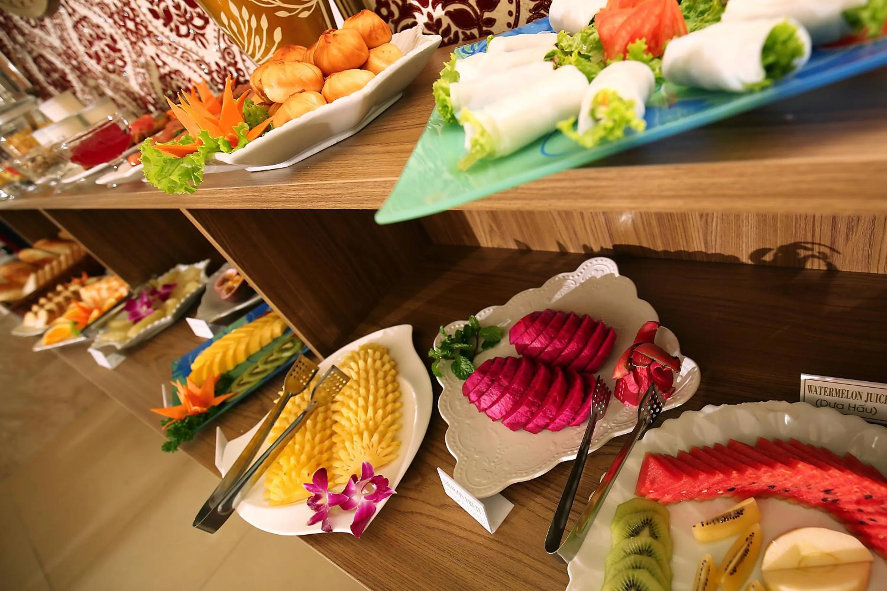 Breakfast in Aquarius Grand Hotel