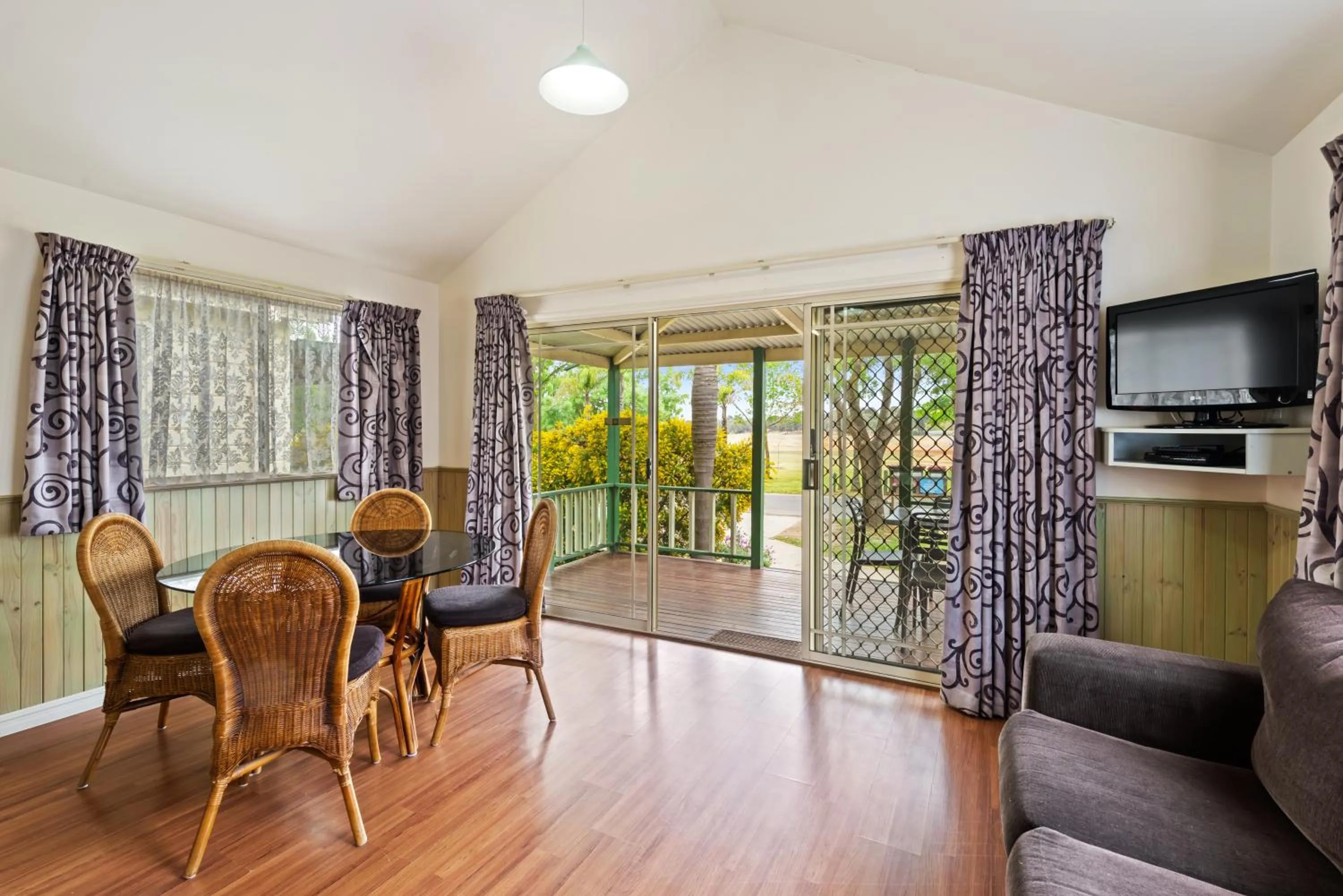 Living room in Discovery Parks - Lake Hume, Victoria