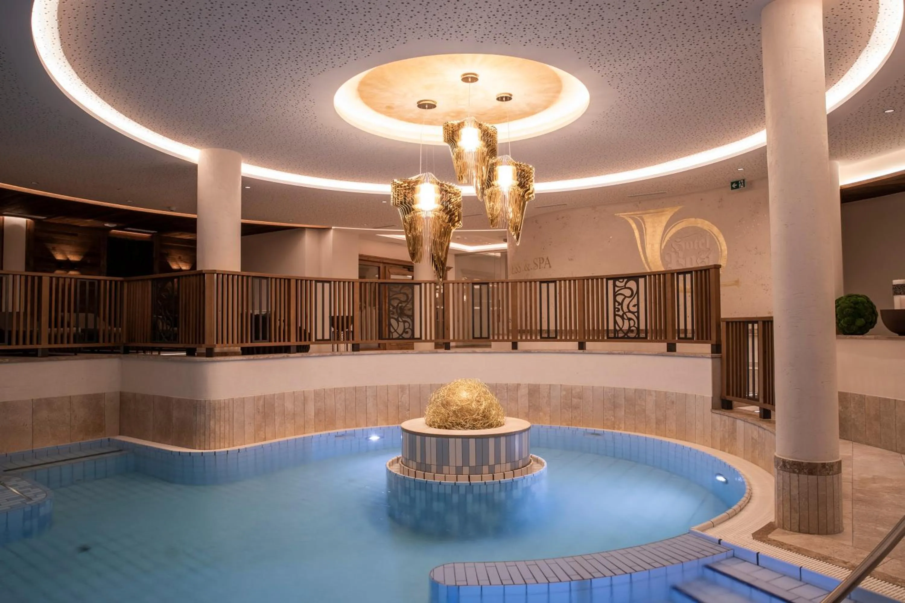 Swimming pool in Superior Hotel Post Ischgl