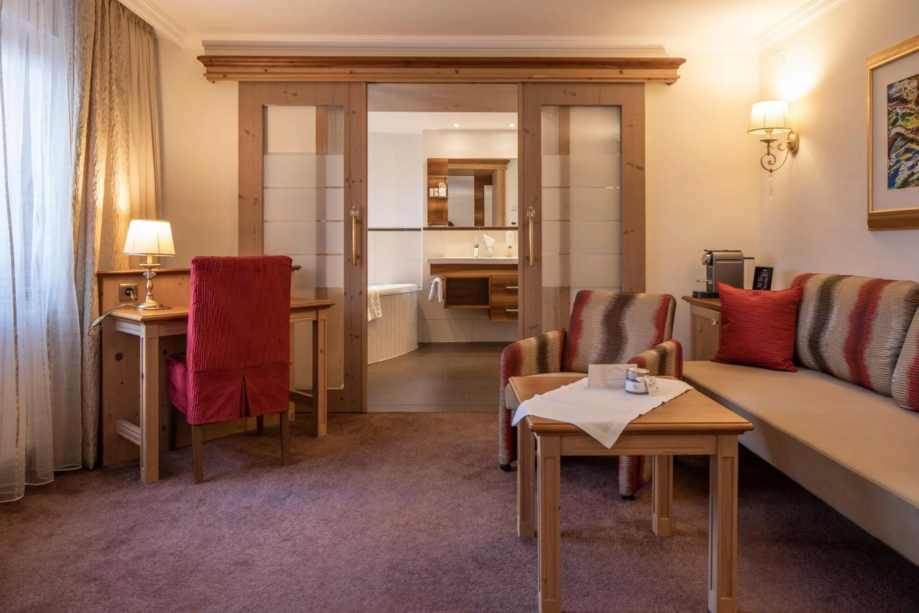 Photo of the whole room in Superior Hotel Post Ischgl