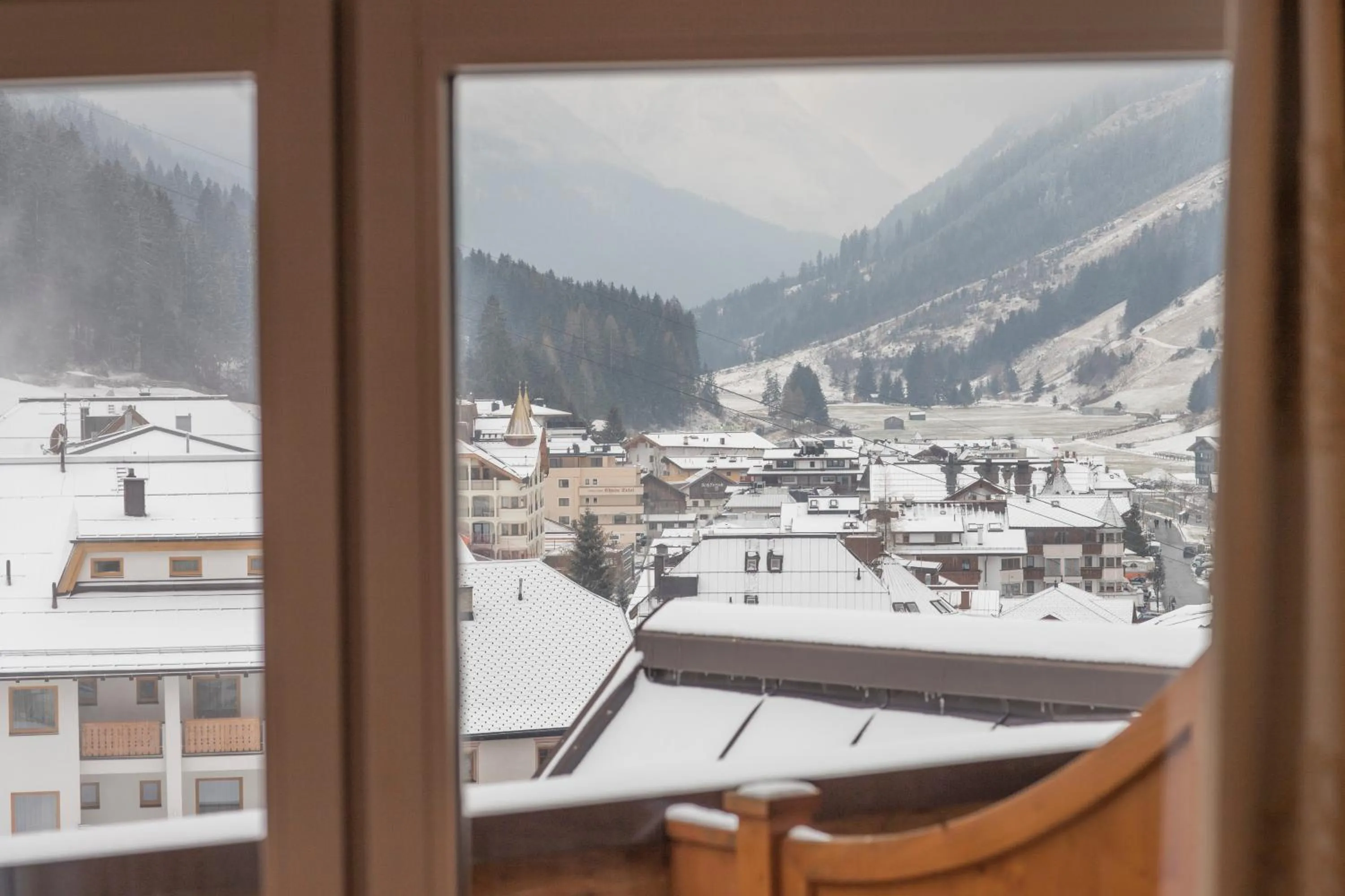 Balcony/Terrace in Superior Hotel Post Ischgl