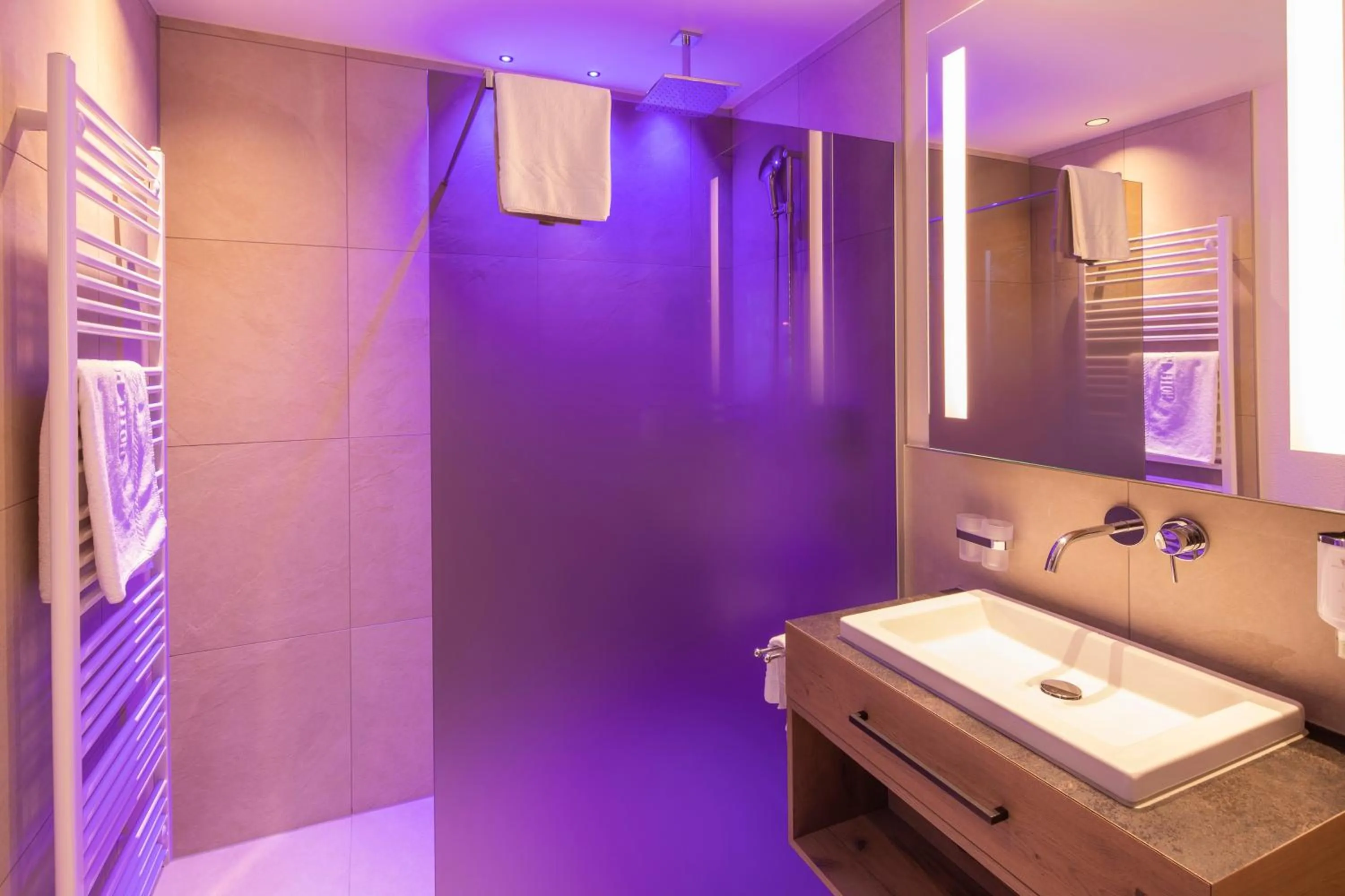 Bathroom in Superior Hotel Post Ischgl