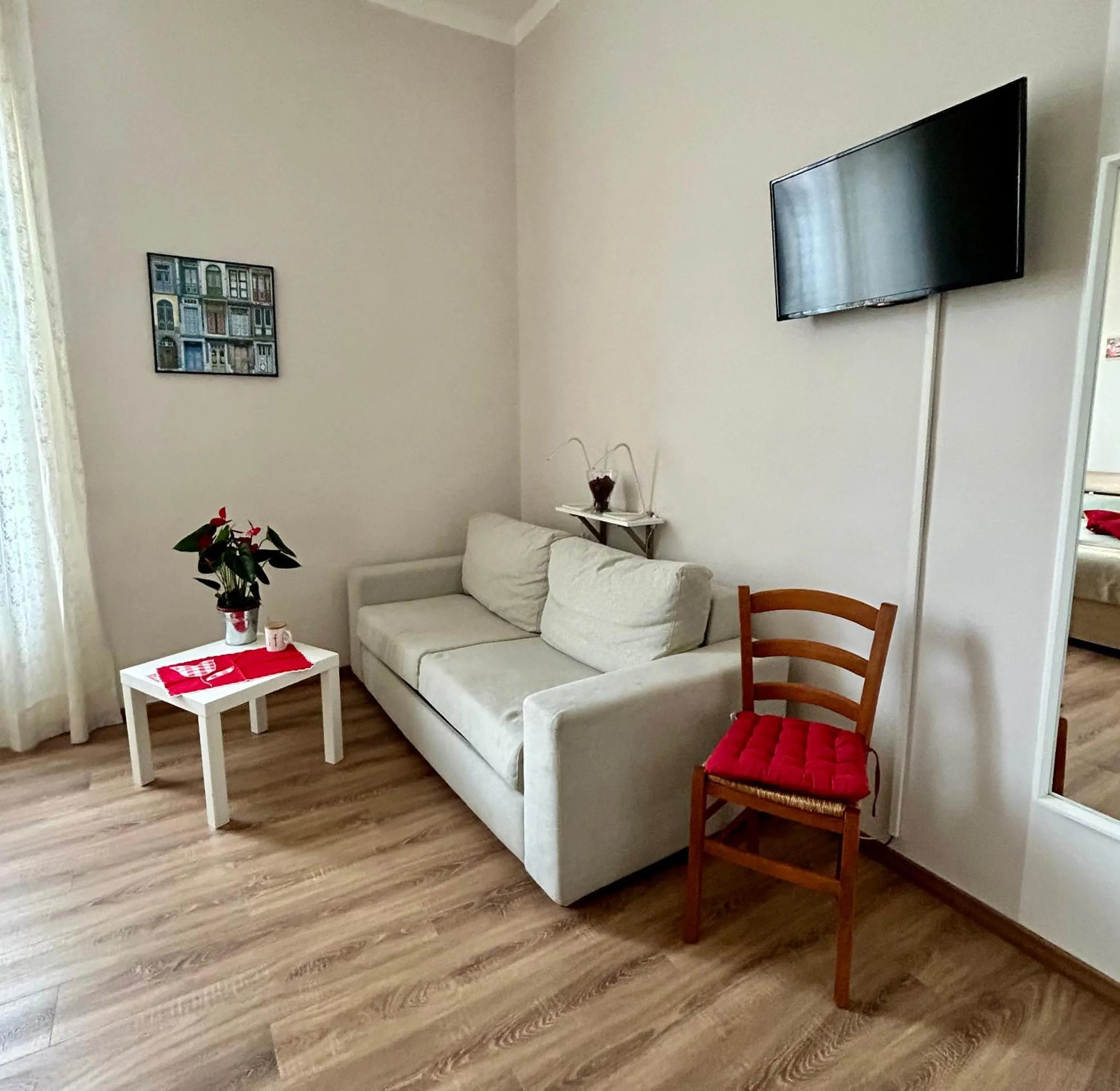 Seating area in La Magnolia