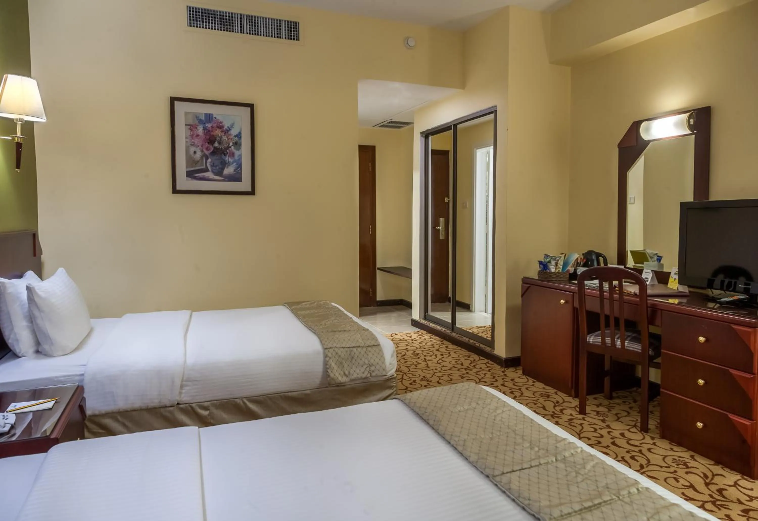 Bedroom in Days Inn Hotel & Suites Amman