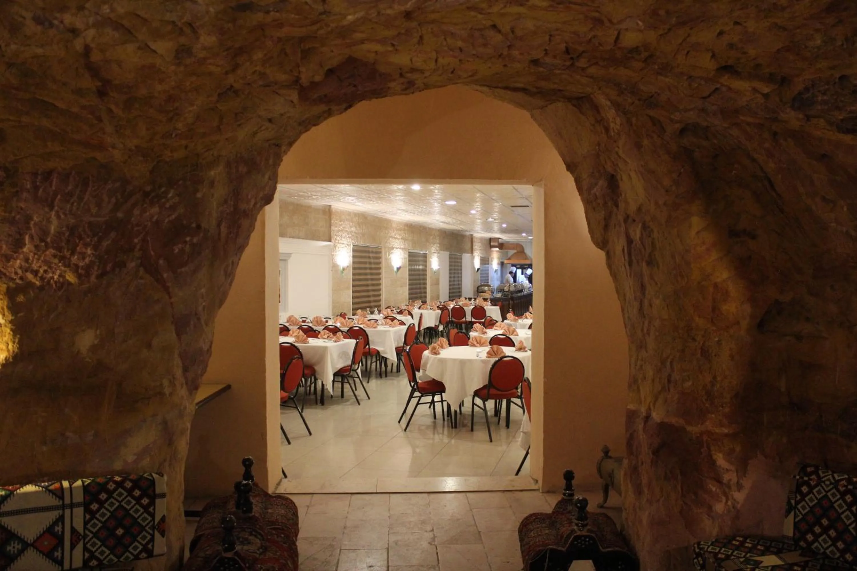 Restaurant/places to eat in Edom Hotel