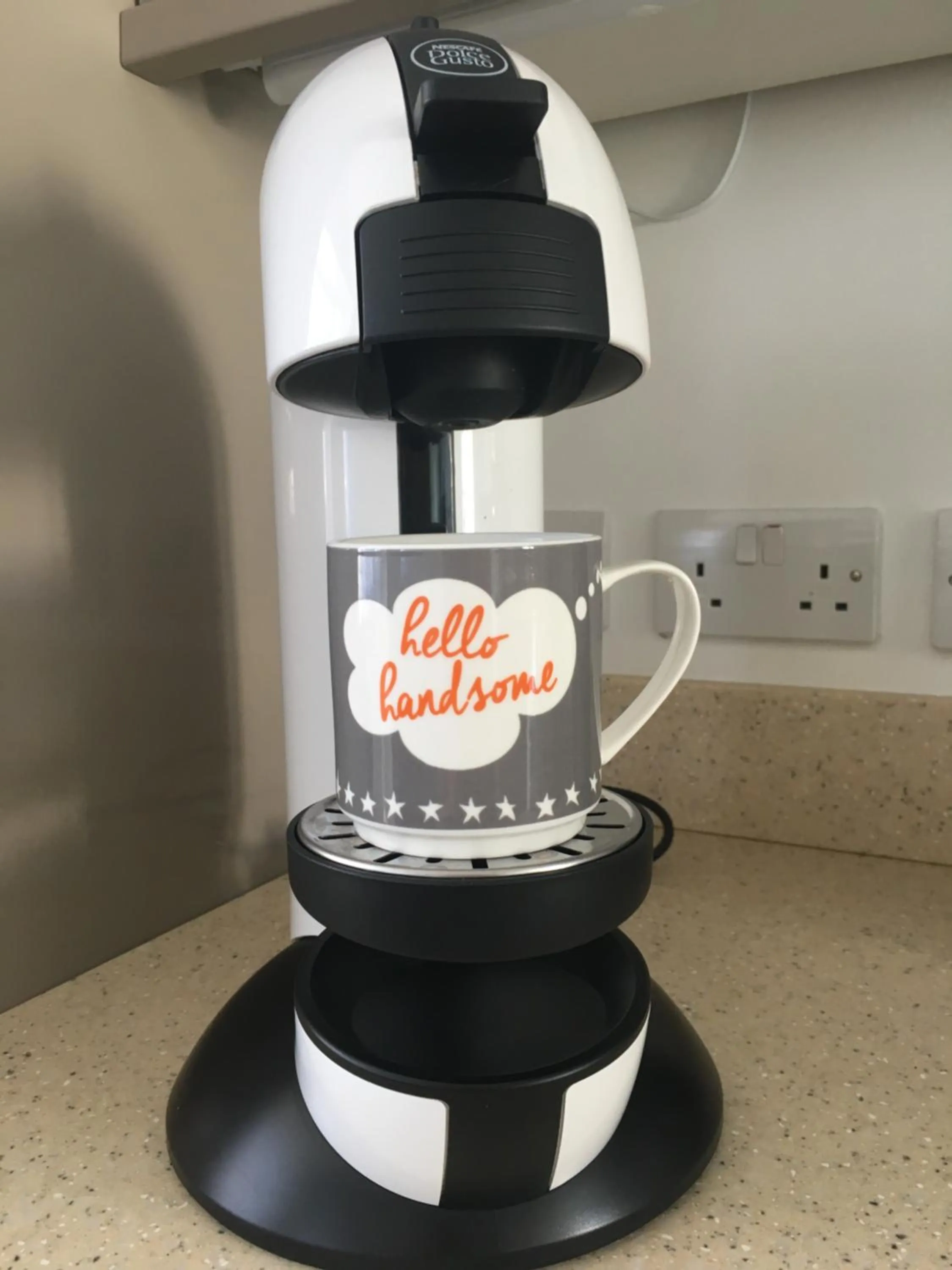 Coffee/tea facilities in Kemp Town Sea View Balcony Apartment