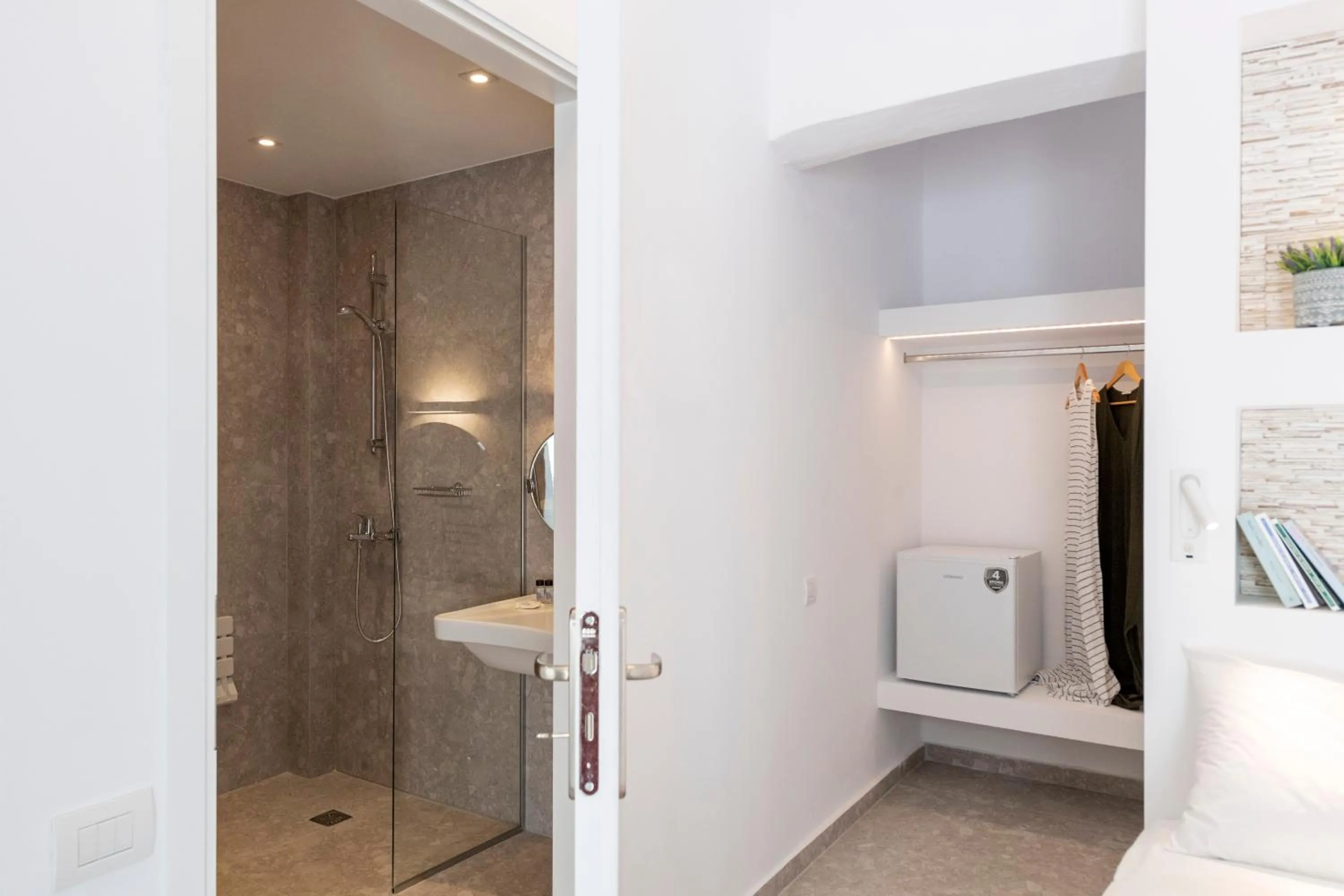 Galinos Hotel for adults only