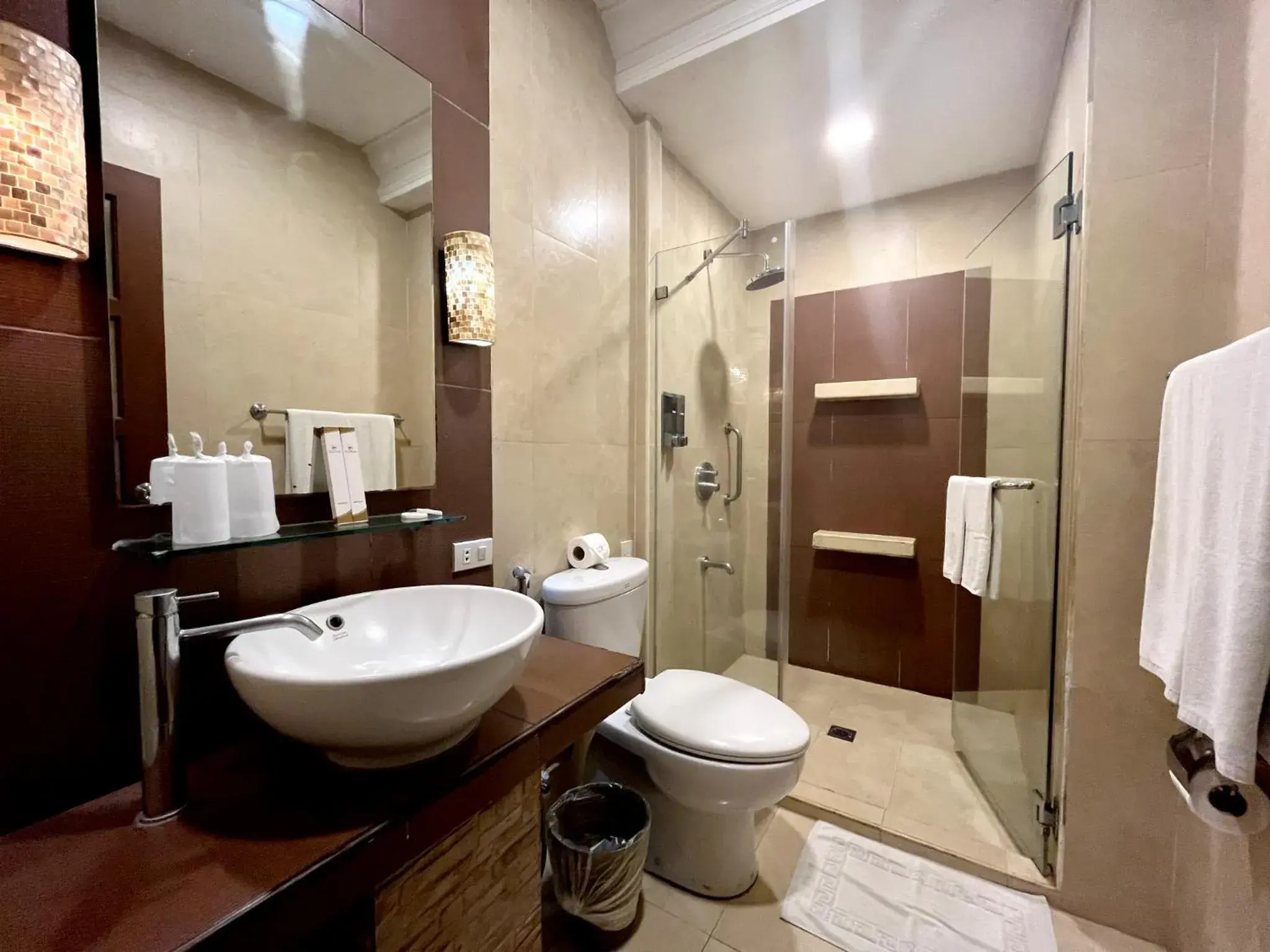 Superior Double or Twin Room in Hotel Del Rio Superior Double or Twin Room in Hotel Del Rio