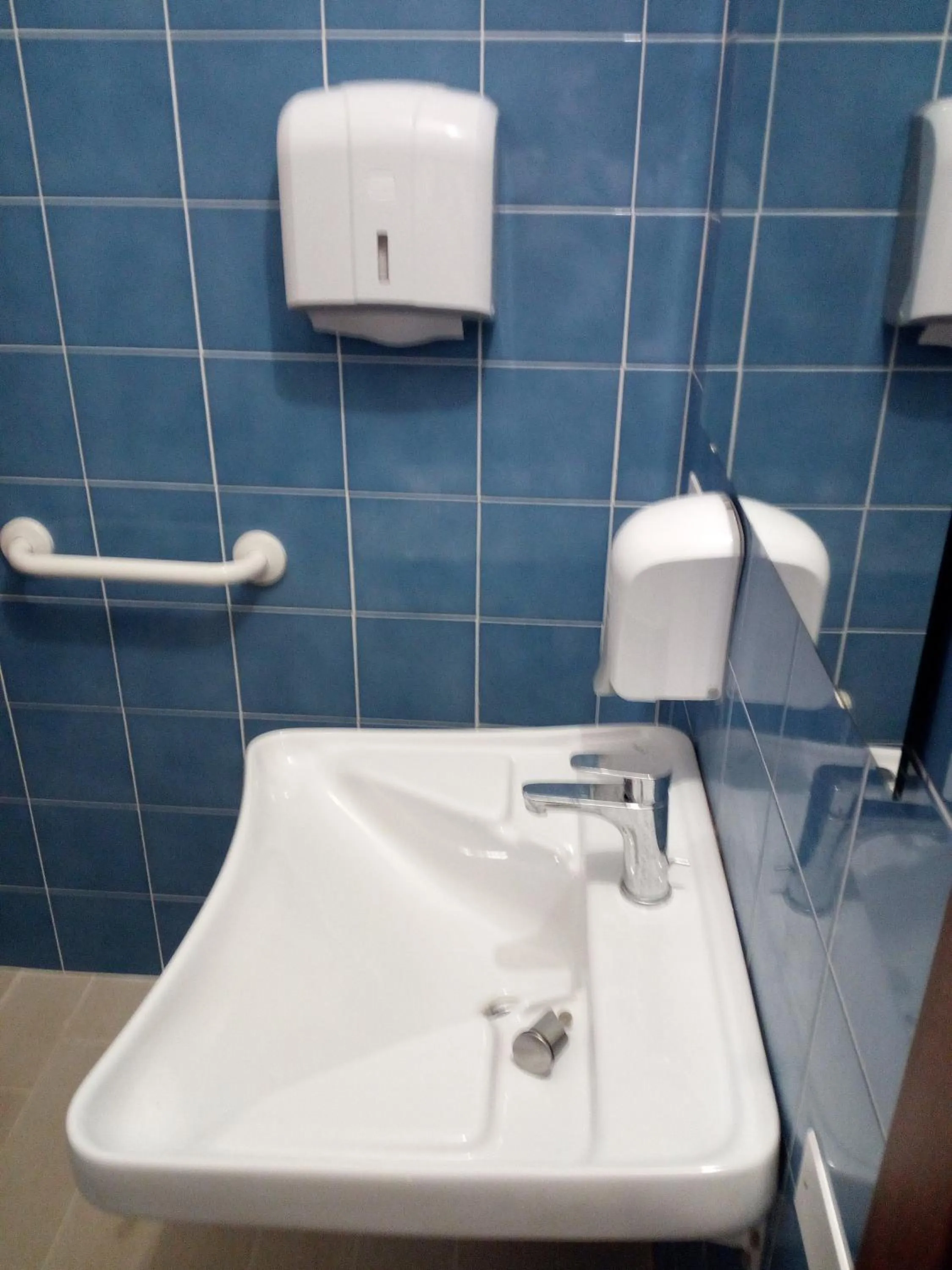 Bathroom in Hotel Luca