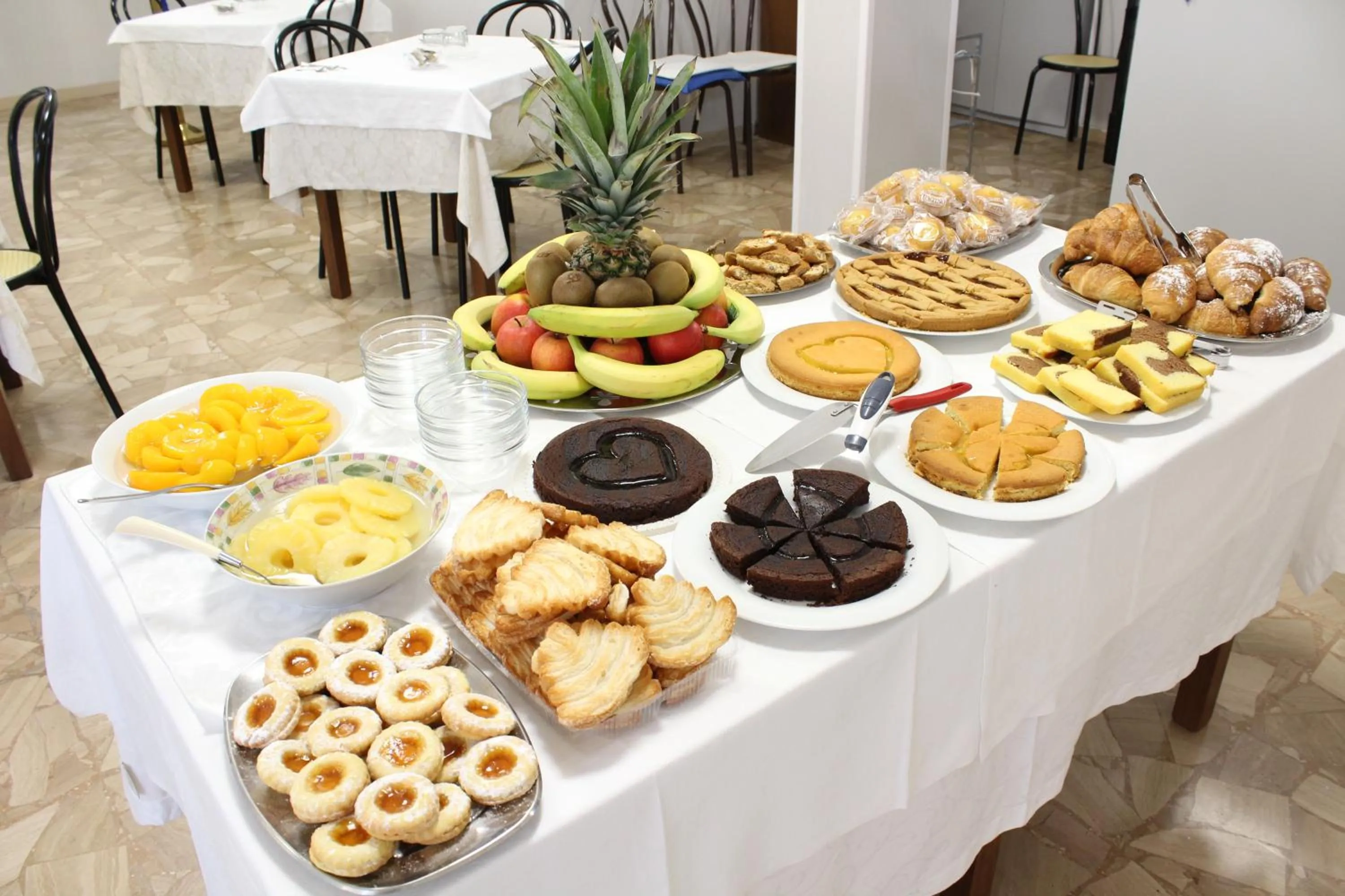 Lounge or bar in Hotel Luca