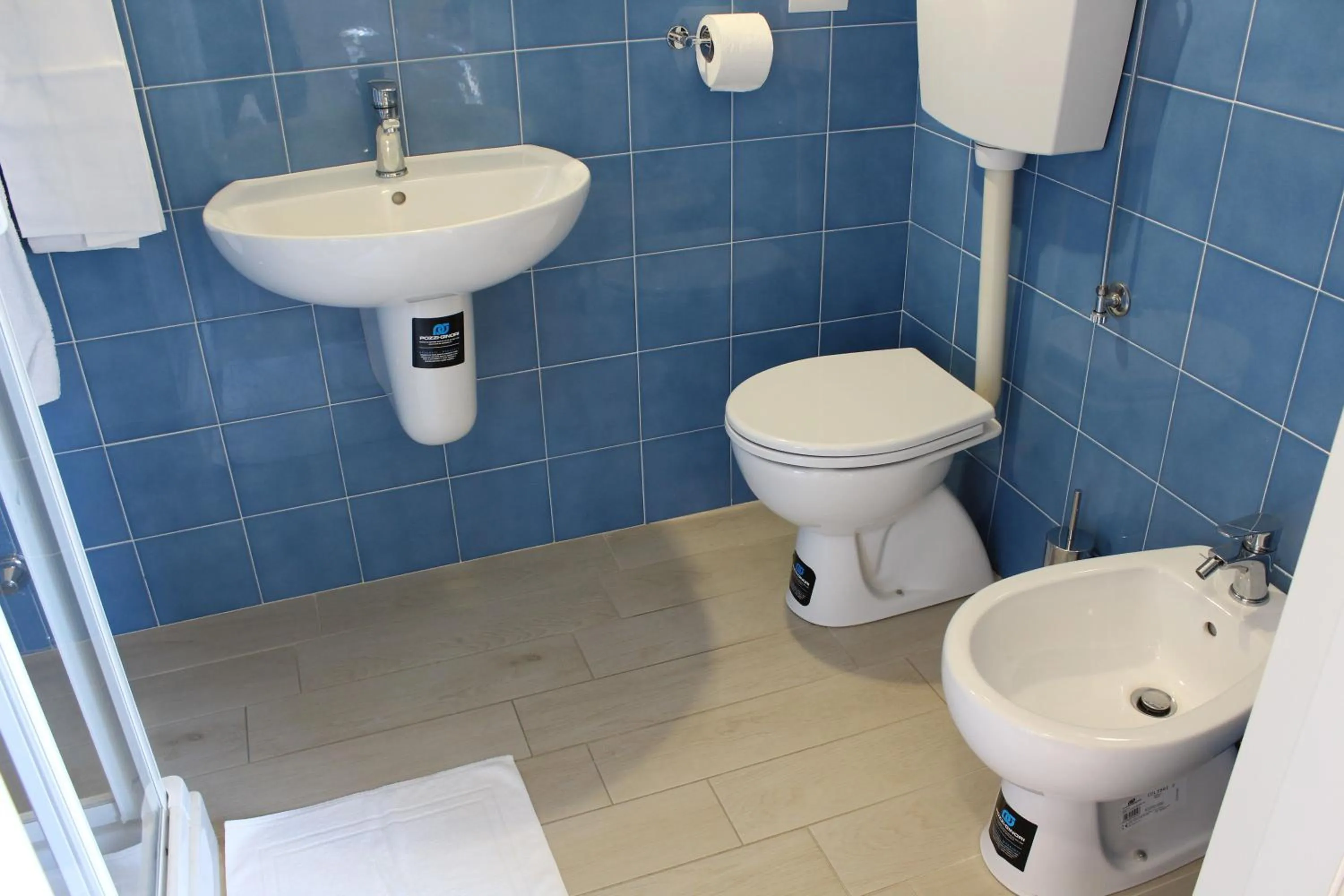 Toilet in Hotel Luca